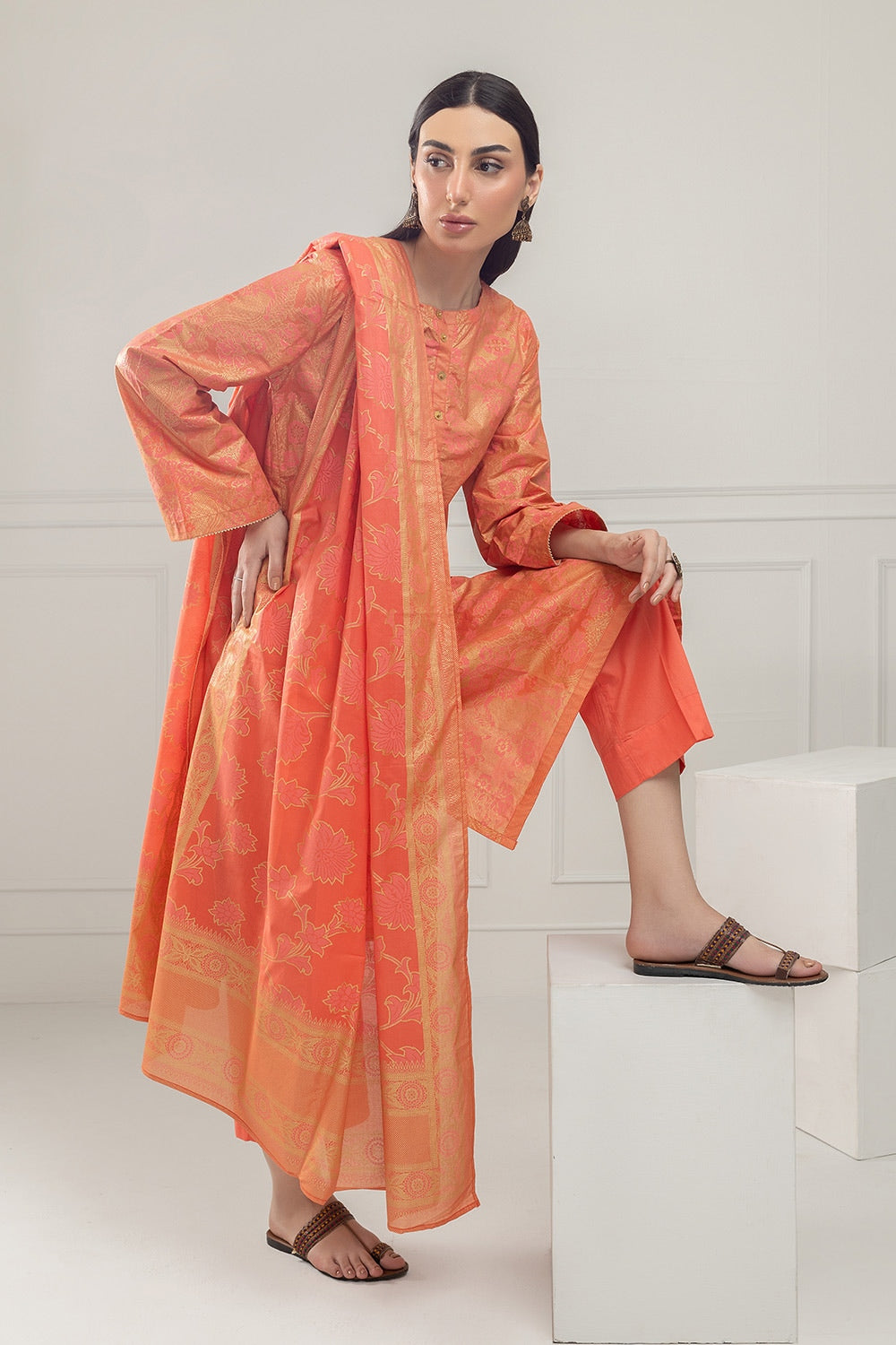 3Pc Lawn Lacquer Printed Suit
