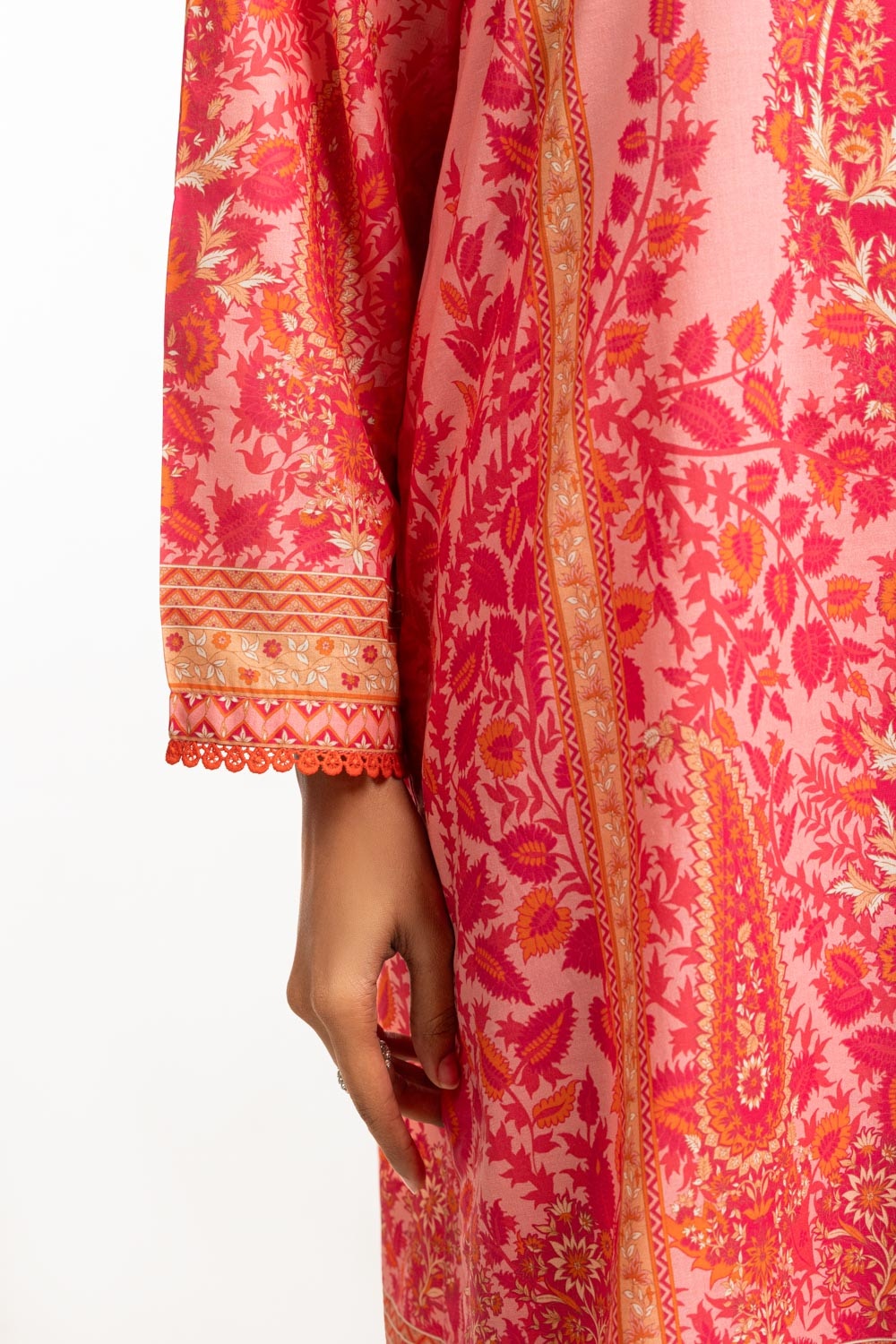 https://cdn.shopify.com/s/files/1/0706/3253/8159/files/3pc_lawn_printed_suit_iustksd-679_sleeve.jpg?v=1758379081