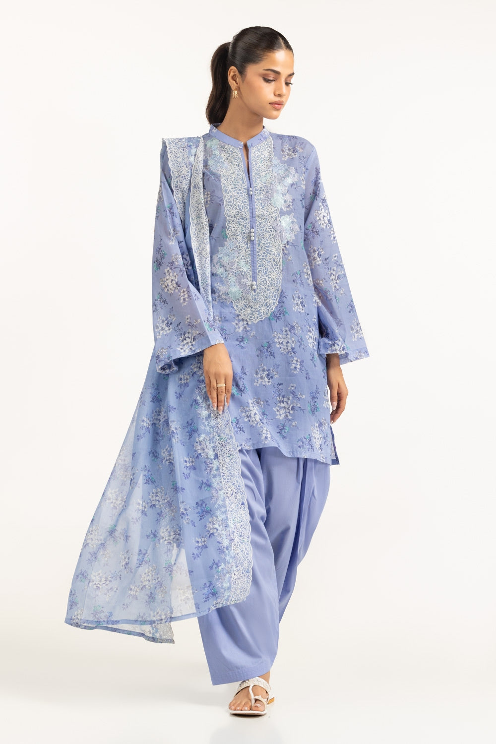 3Pc Lawn Printed Suit With Embroidered