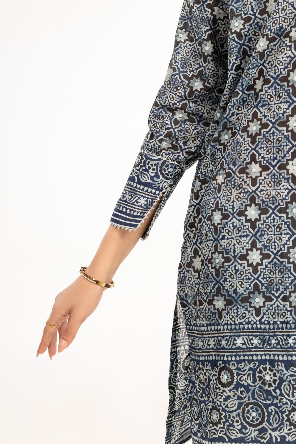 3Pc Lawn Silver Printed Suit