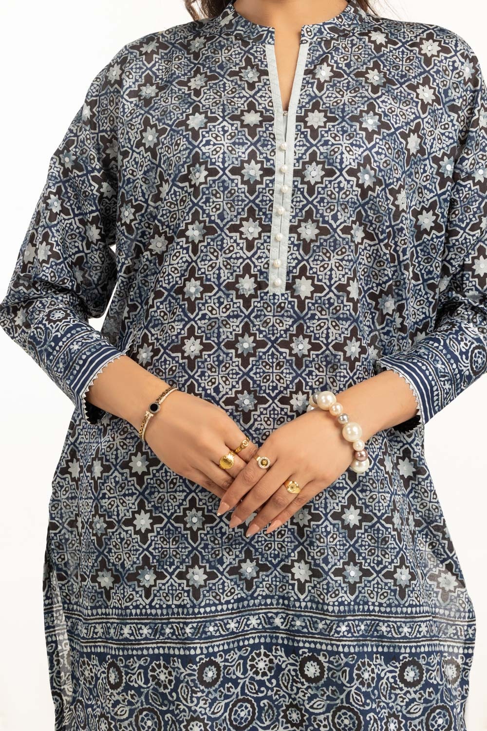 3Pc Lawn Silver Printed Suit