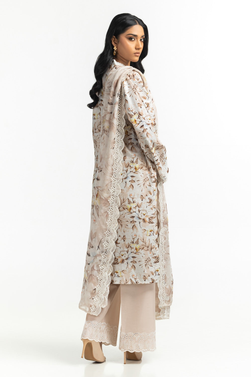 3Pc Printed Suit With Embroidered
