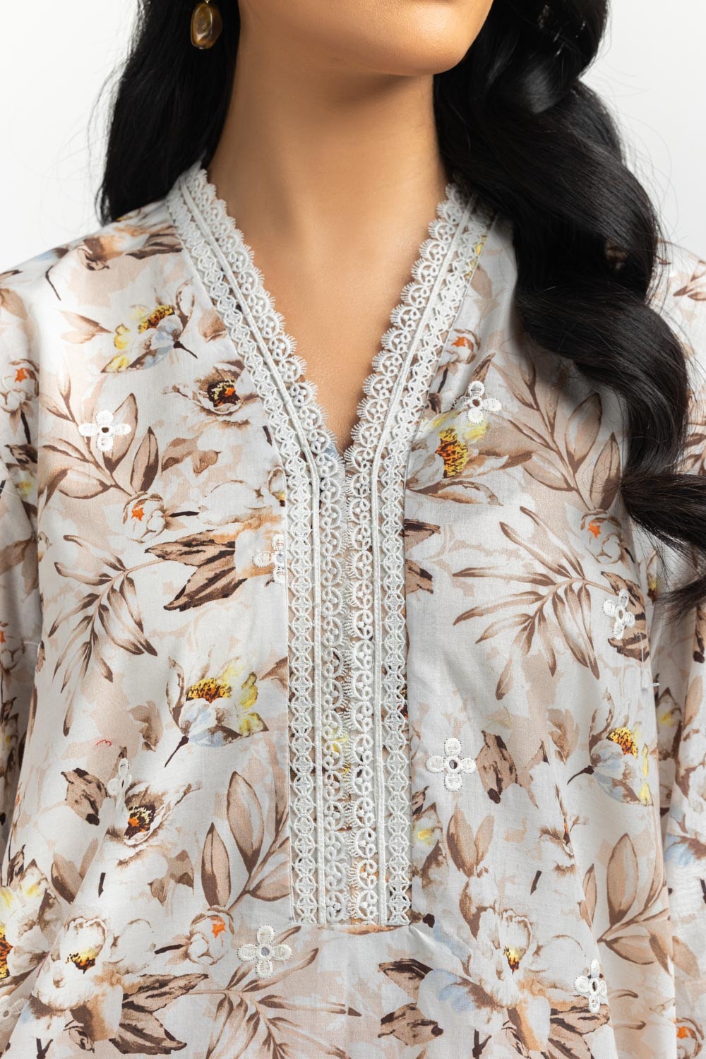 3Pc Printed Suit With Embroidered