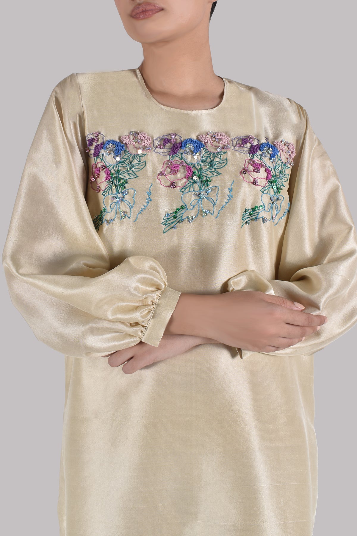 Lamb’s Wool Embellished Raw Silk Set