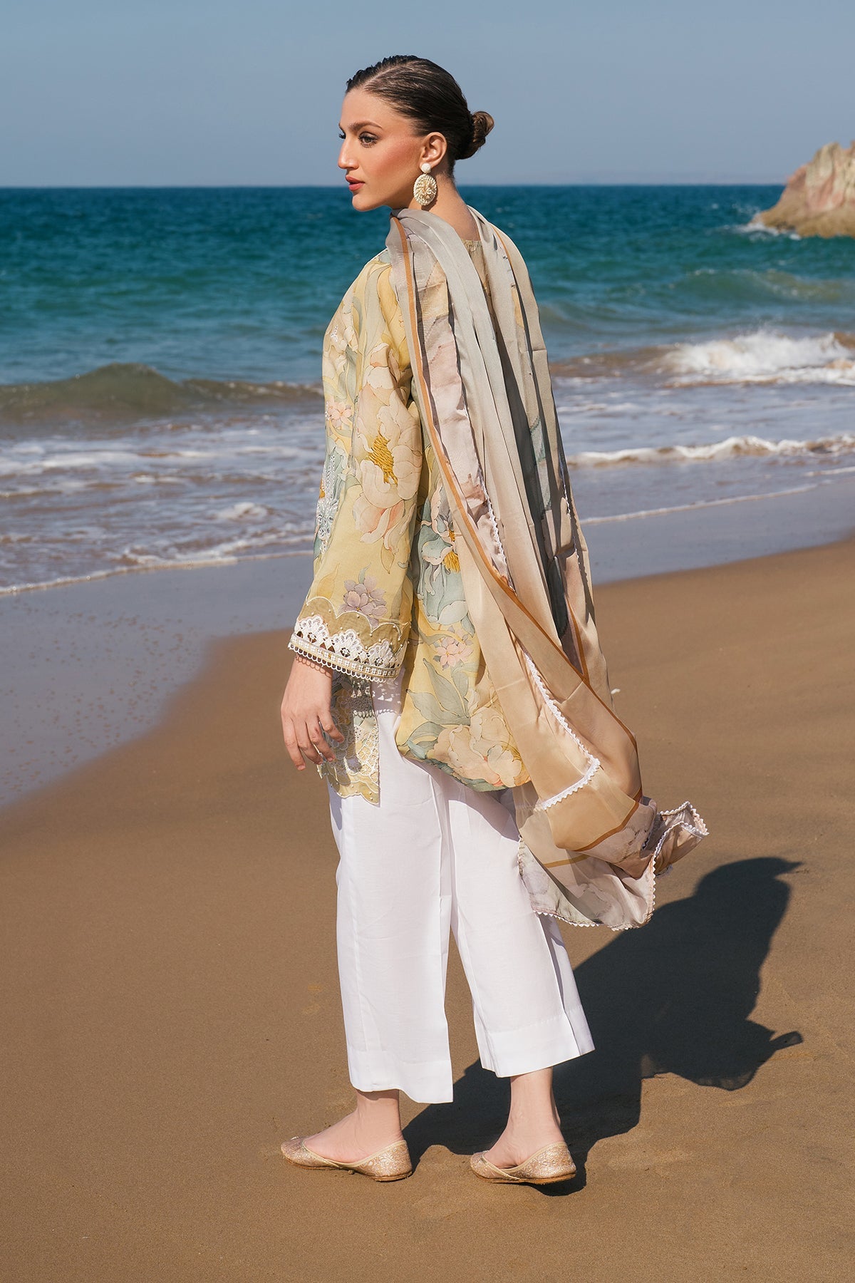 EMBROIDERED PRINTED LAWN SF-4120
