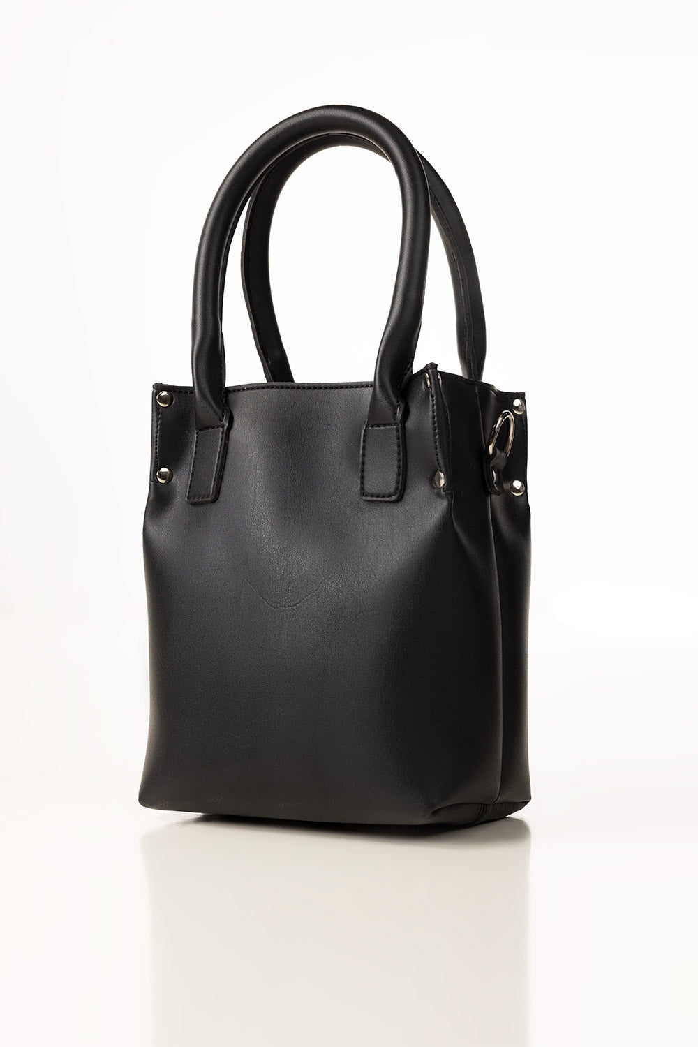 Black Bucket