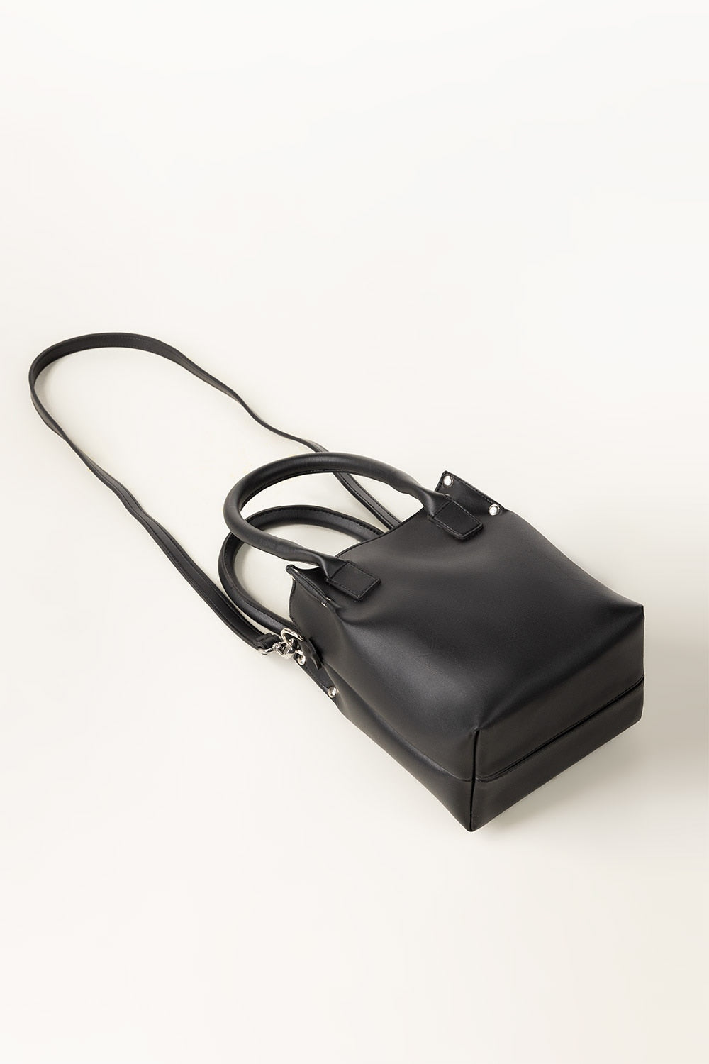 Black Bucket