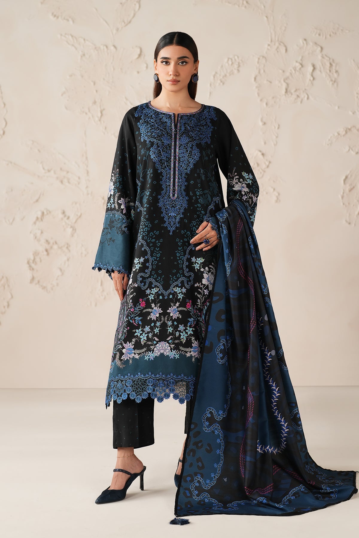 EMBROIDERED VISCOSE SILK SF-4306