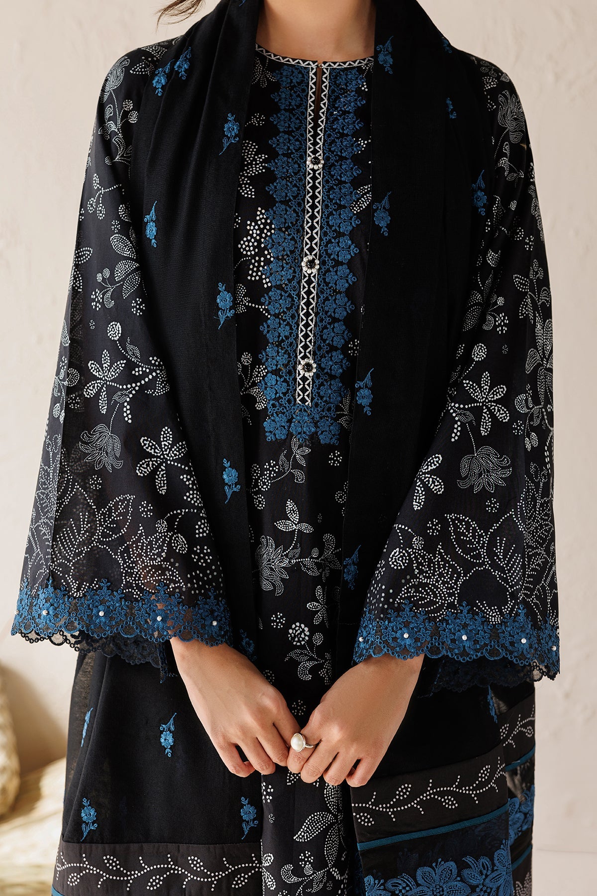 https://cdn.shopify.com/s/files/1/2277/5269/files/41_b1225aab-0a8e-4b1a-bfd4-db07ac1f9ad7.jpg?v=1780729060