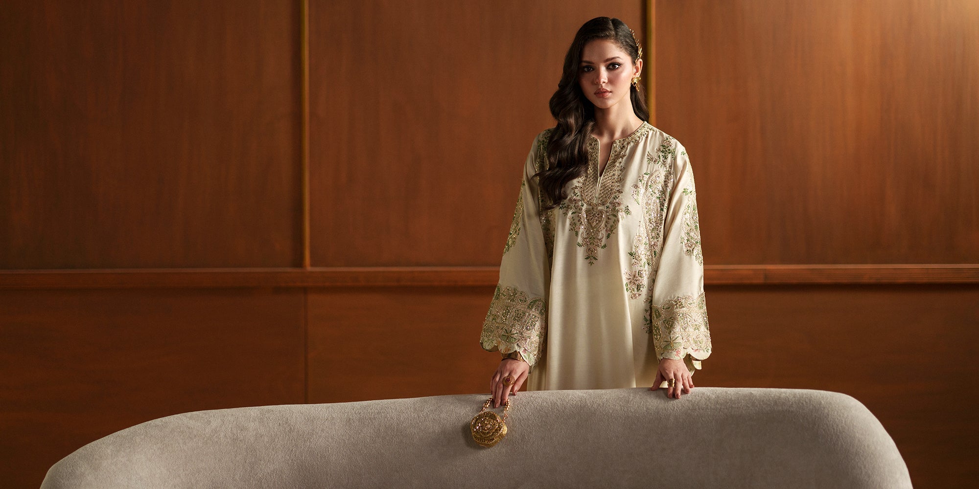EMBROIDERED KAFTAN (E1112/104/006)