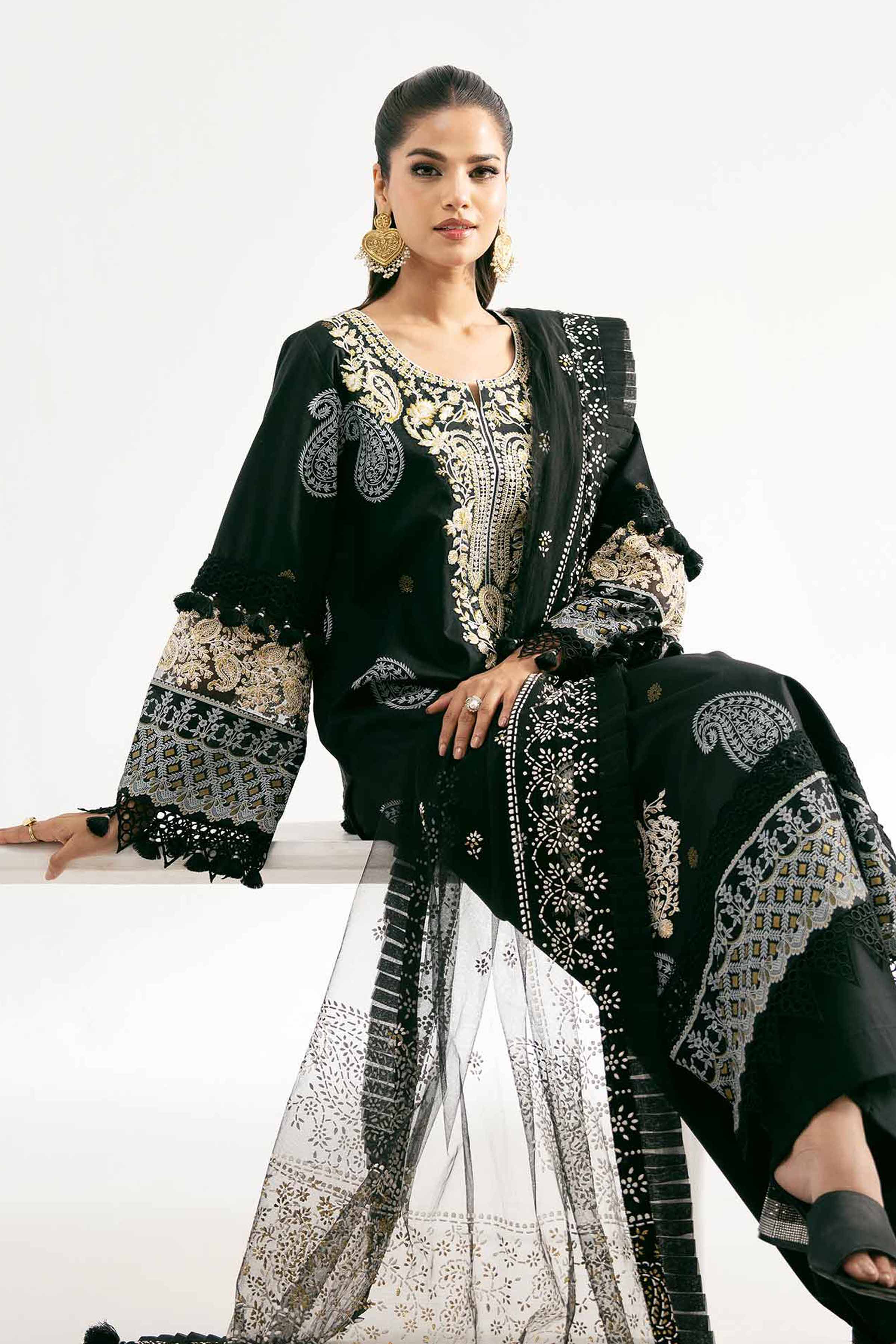 3 Piece - Paste Printed Embroidered Suit - 42501851