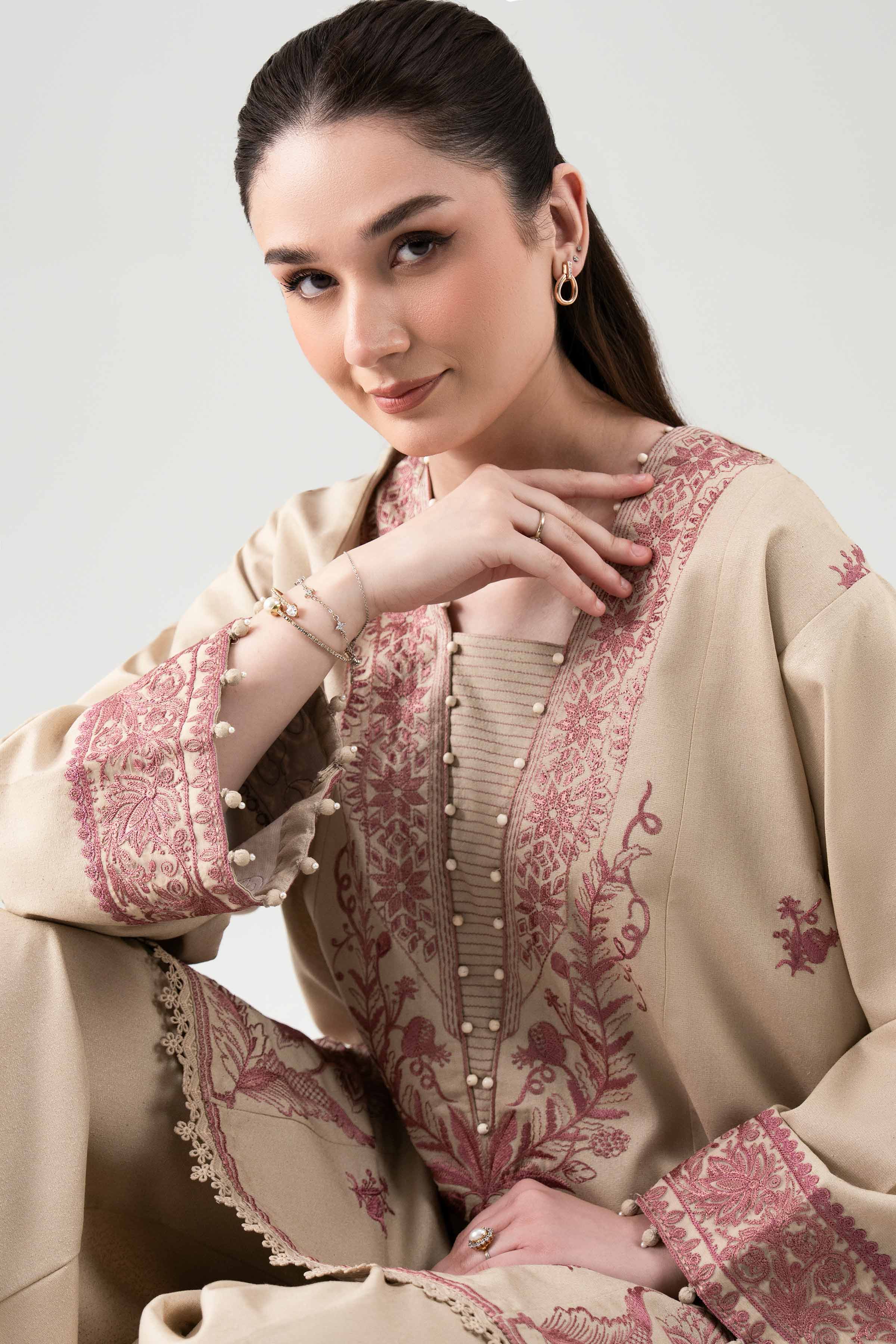 Embroidered Net Fabric (1Pc)
