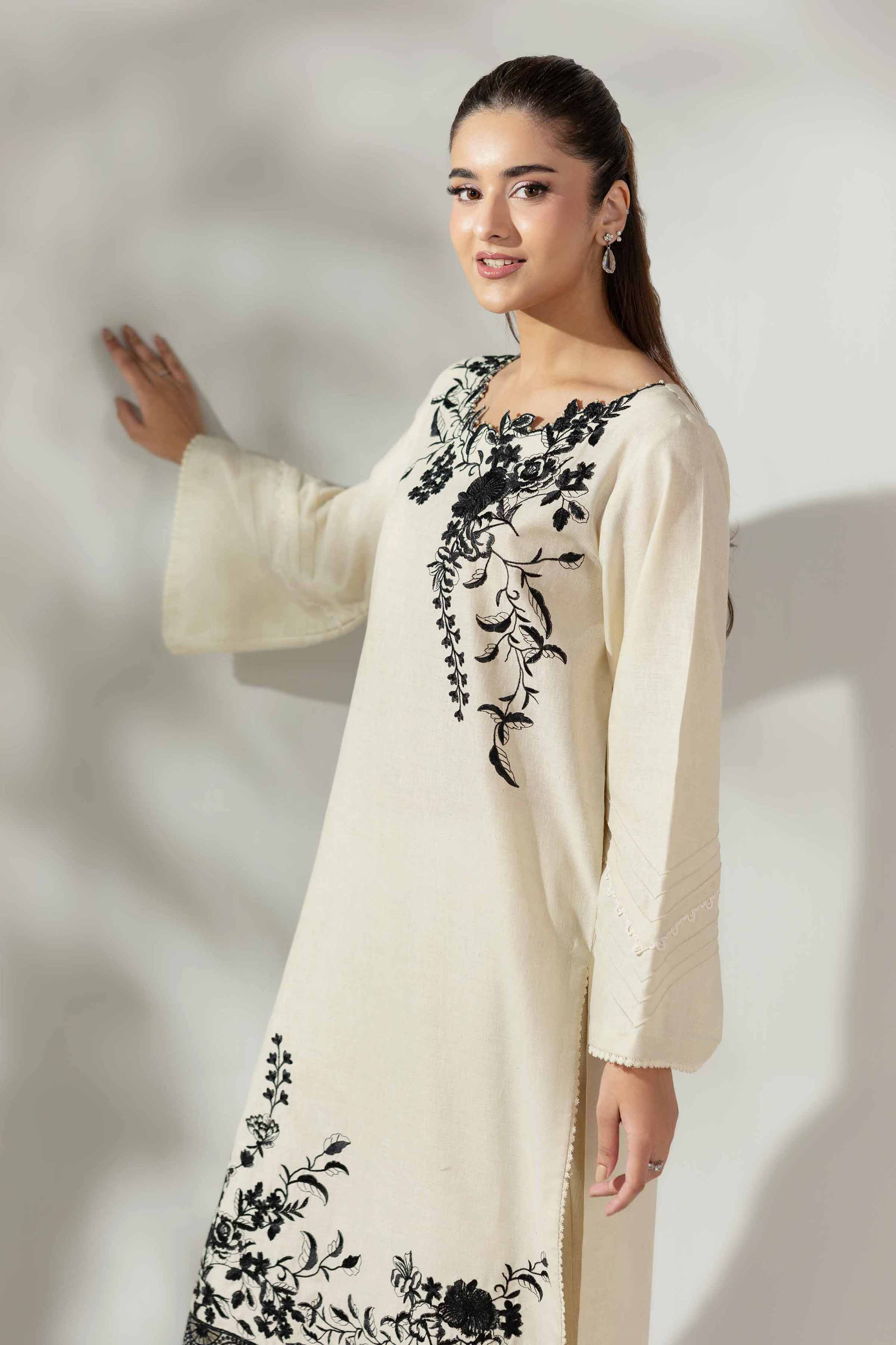 2 Piece - Embroidered Suit - 42502802