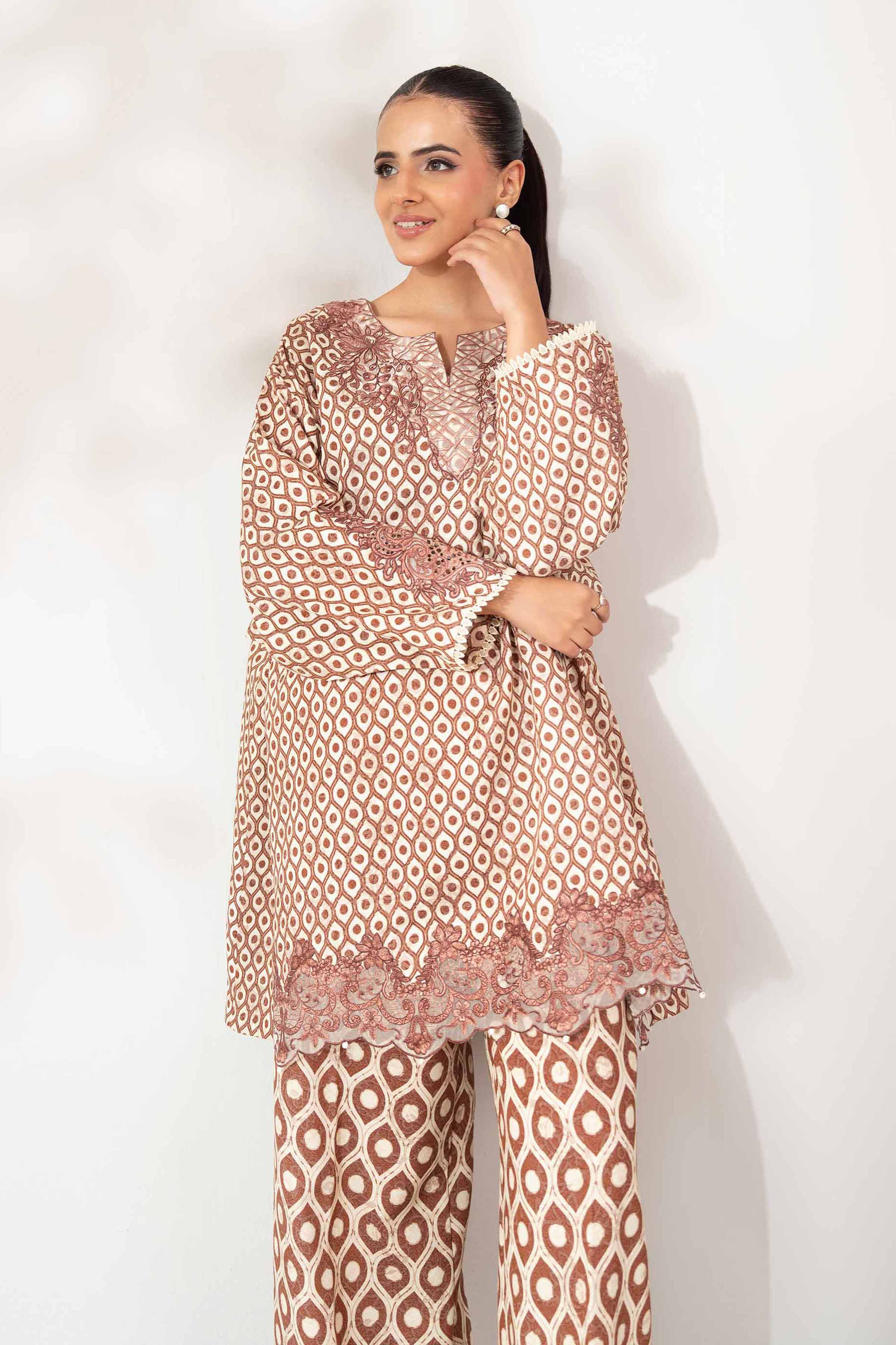 2 Piece - Printed Embroidered Suit - 42502815