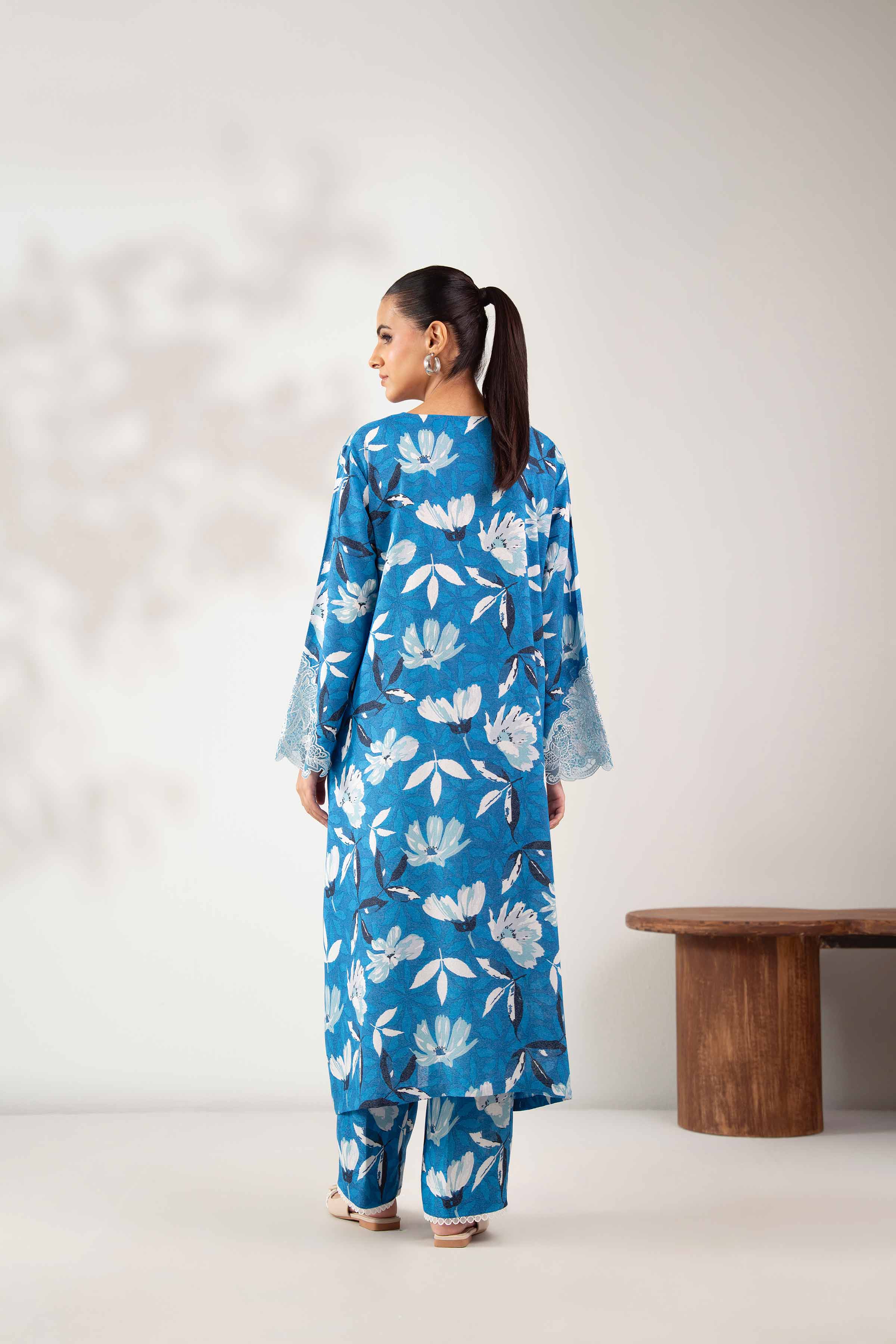 2 Piece - Printed Embroidered Suit - 42502816