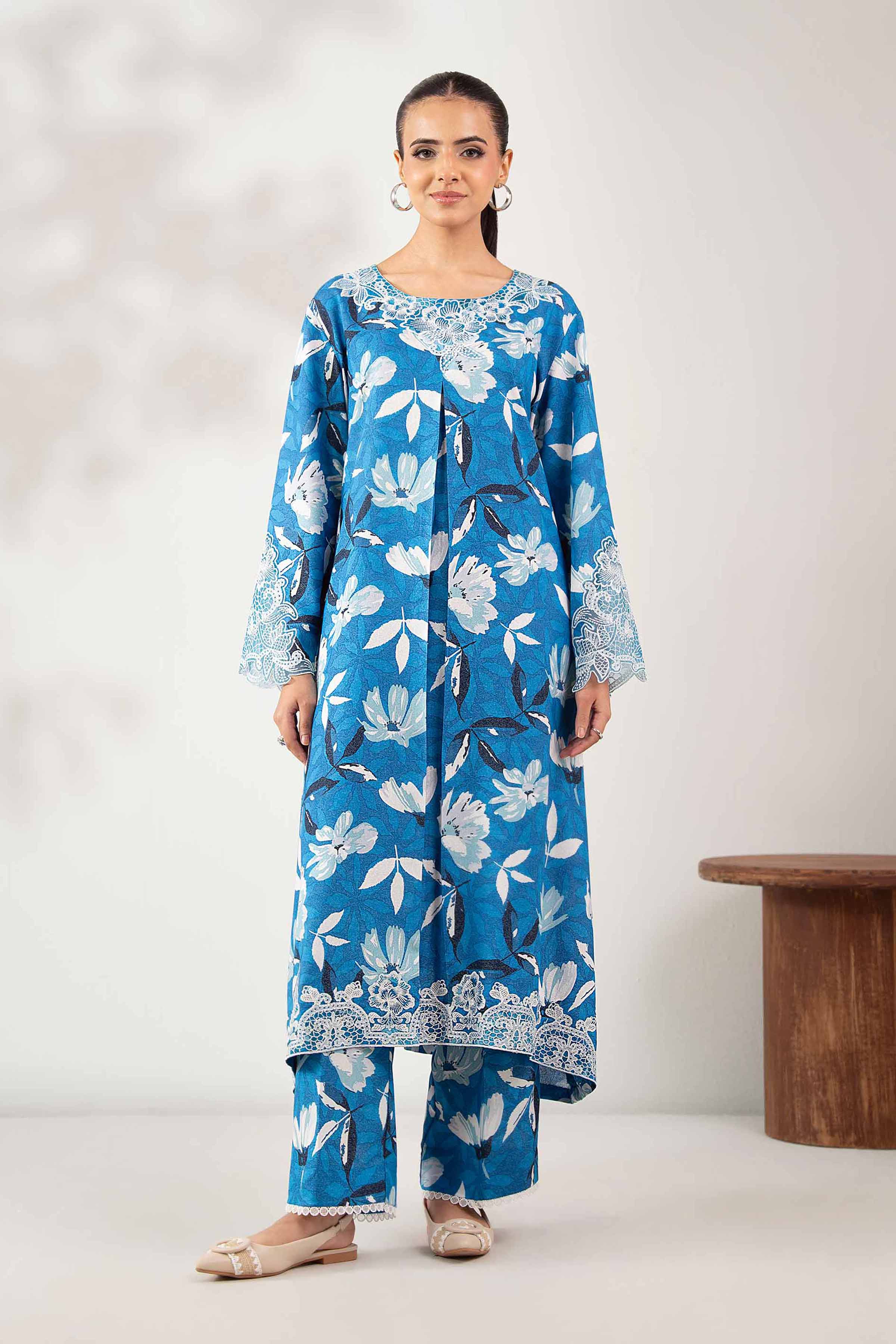 2 Piece - Printed Embroidered Suit - 42502816