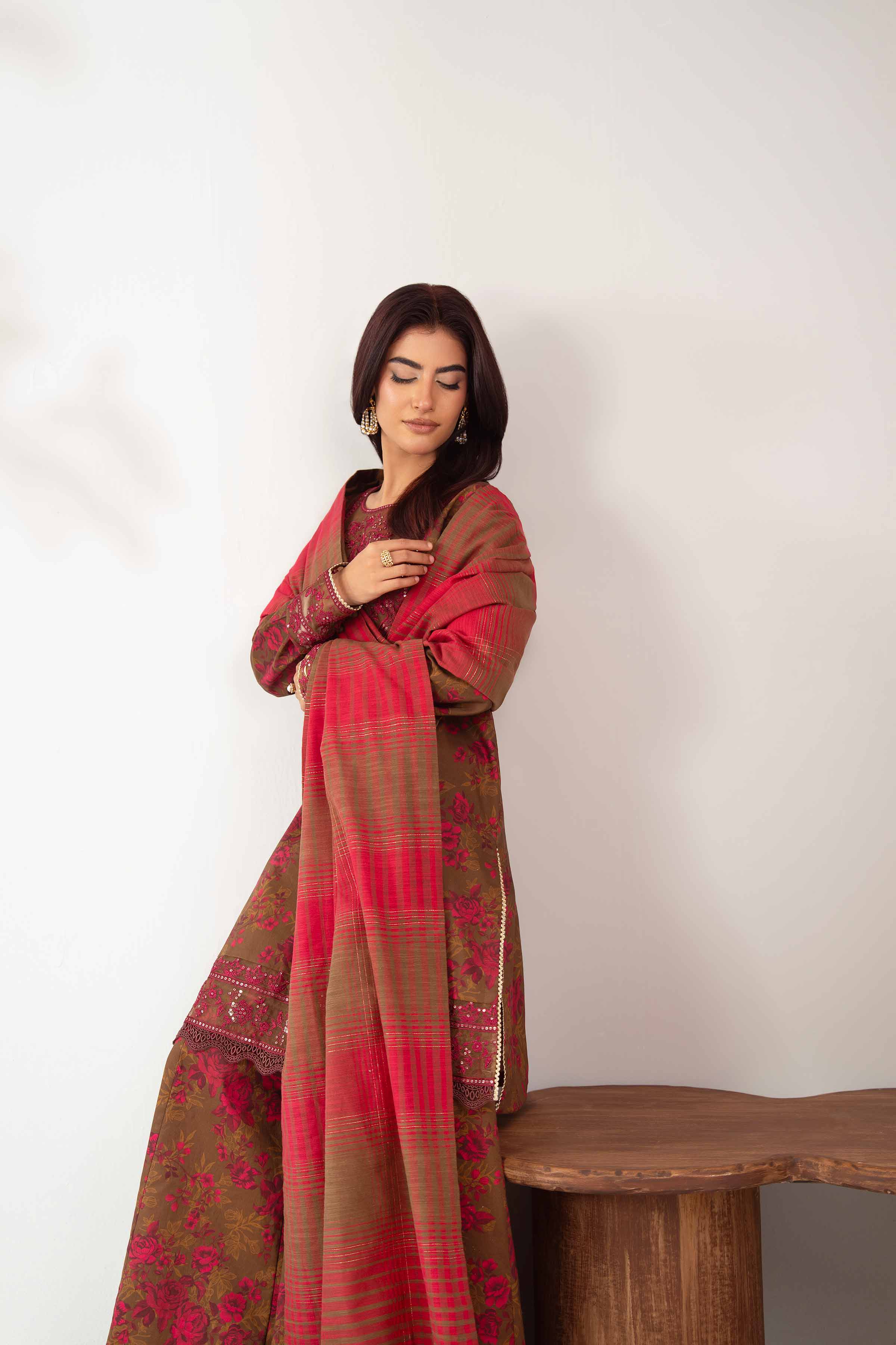 3 Piece - Printed Embroidered Suit - 42502847