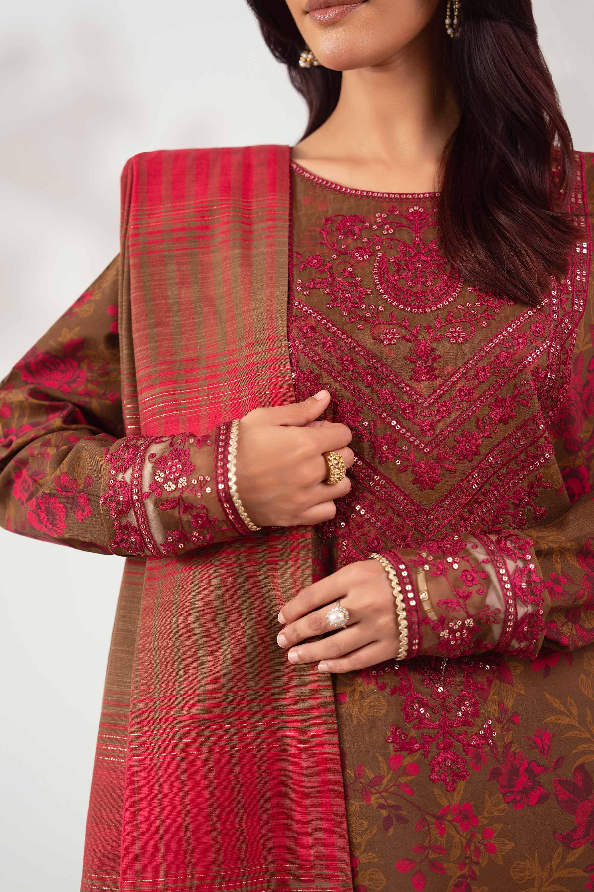 3 Piece - Printed Embroidered Suit - 42502847