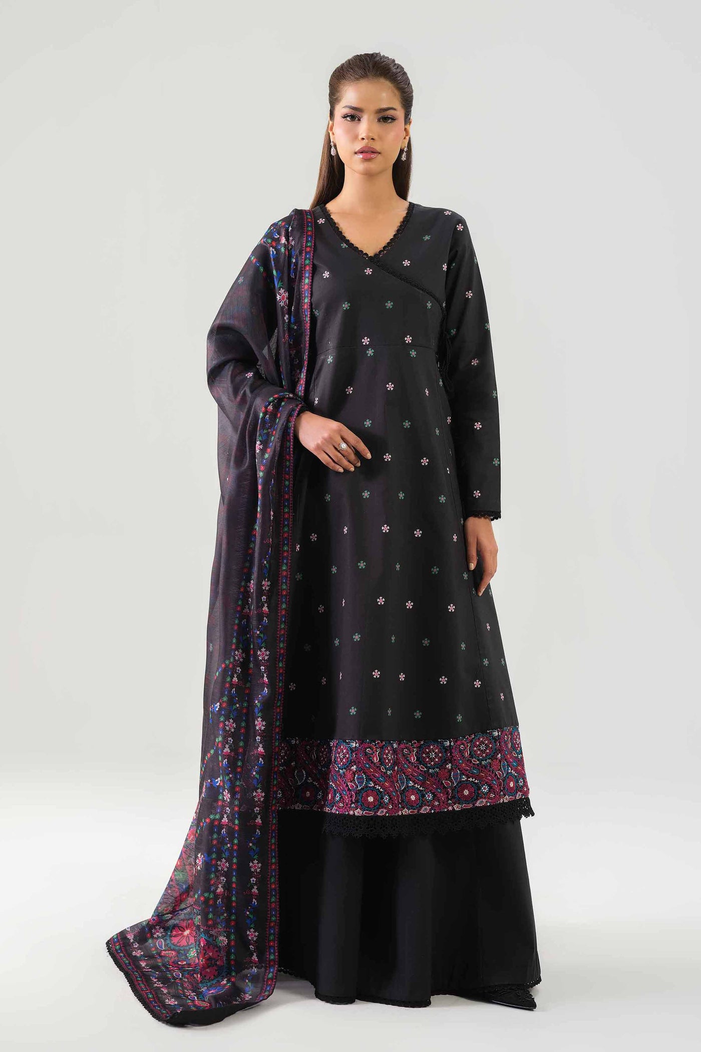 3 Piece Embroidered Lawn Suit
