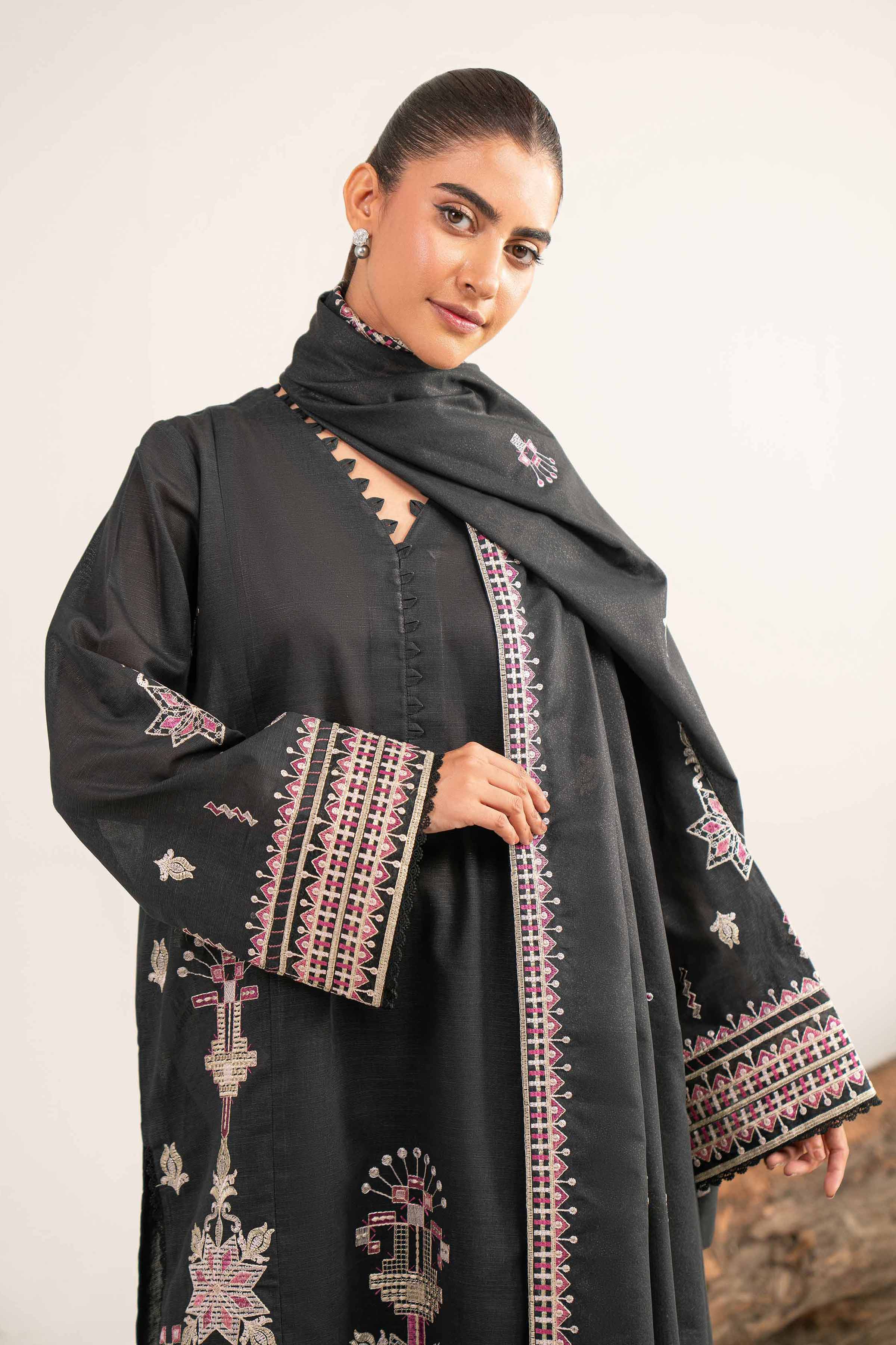 3 Piece - Embroidered Suit - 42503503