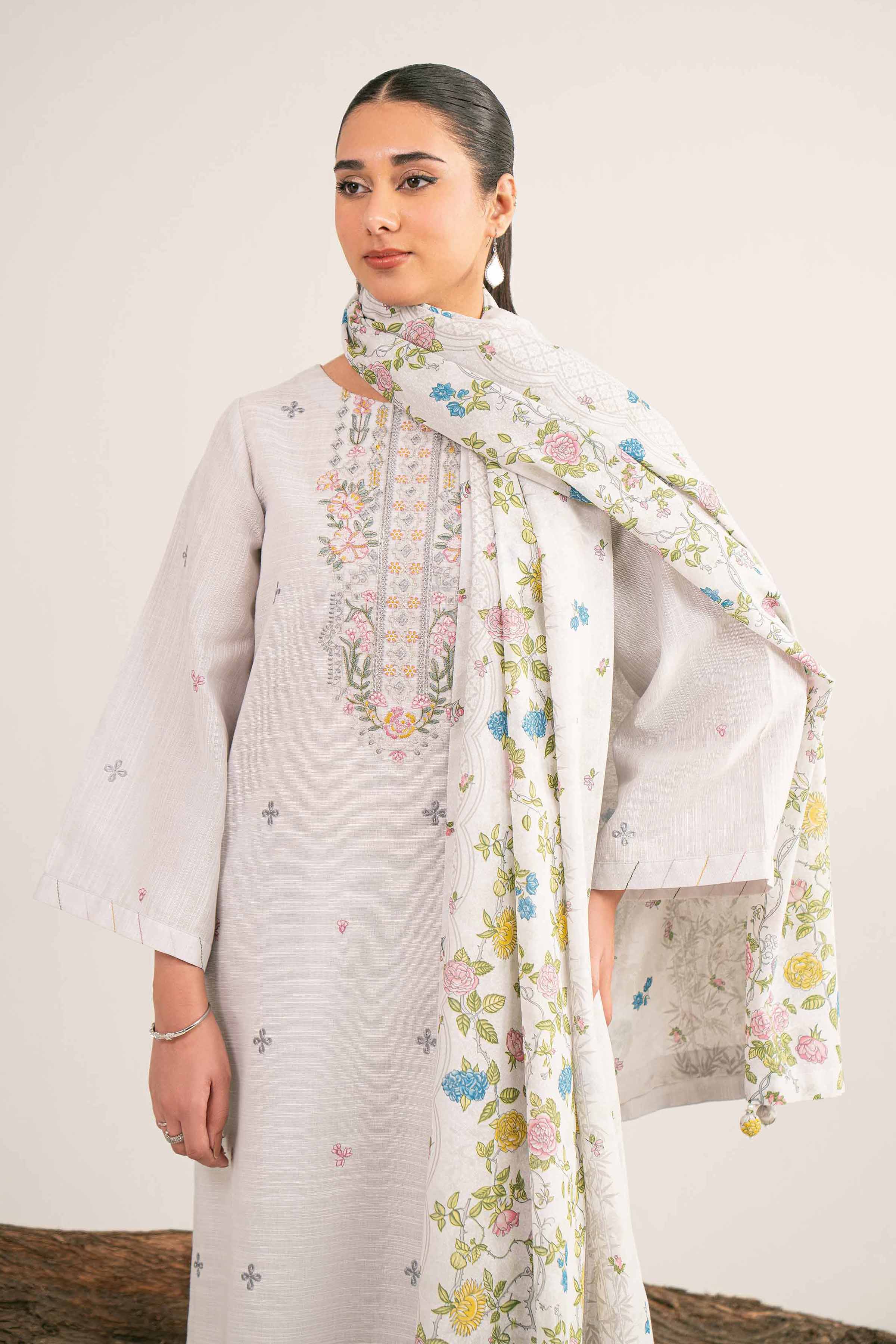 3 Piece - Printed Embroidered Suit - 42503513