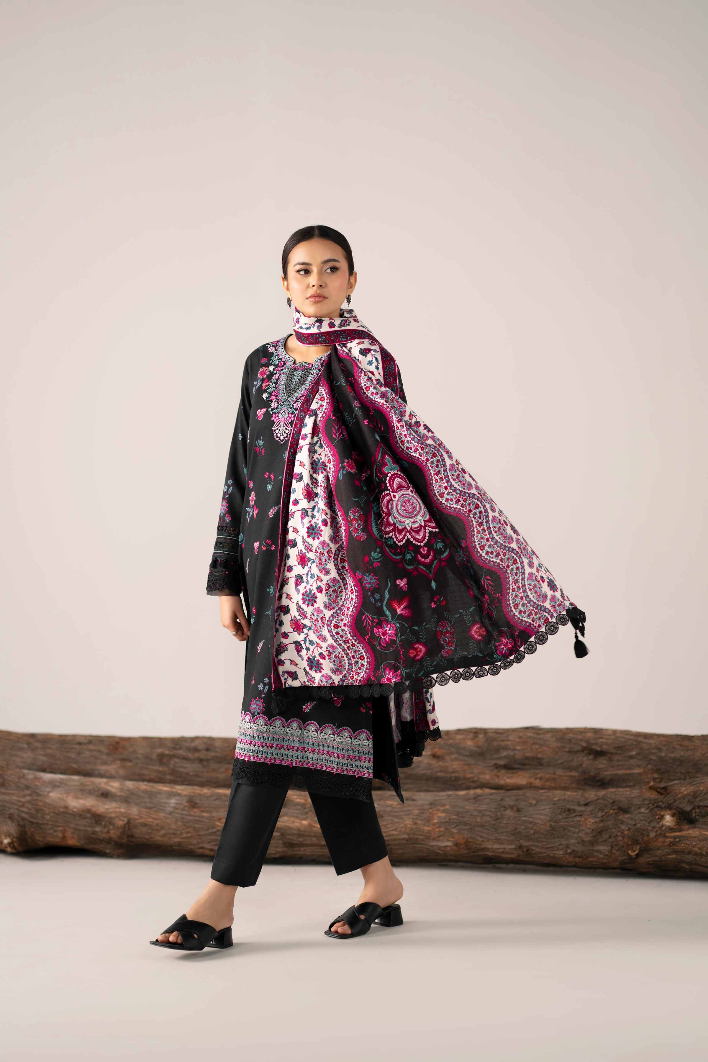 3 Piece - Printed Embroidered Suit - 42503526