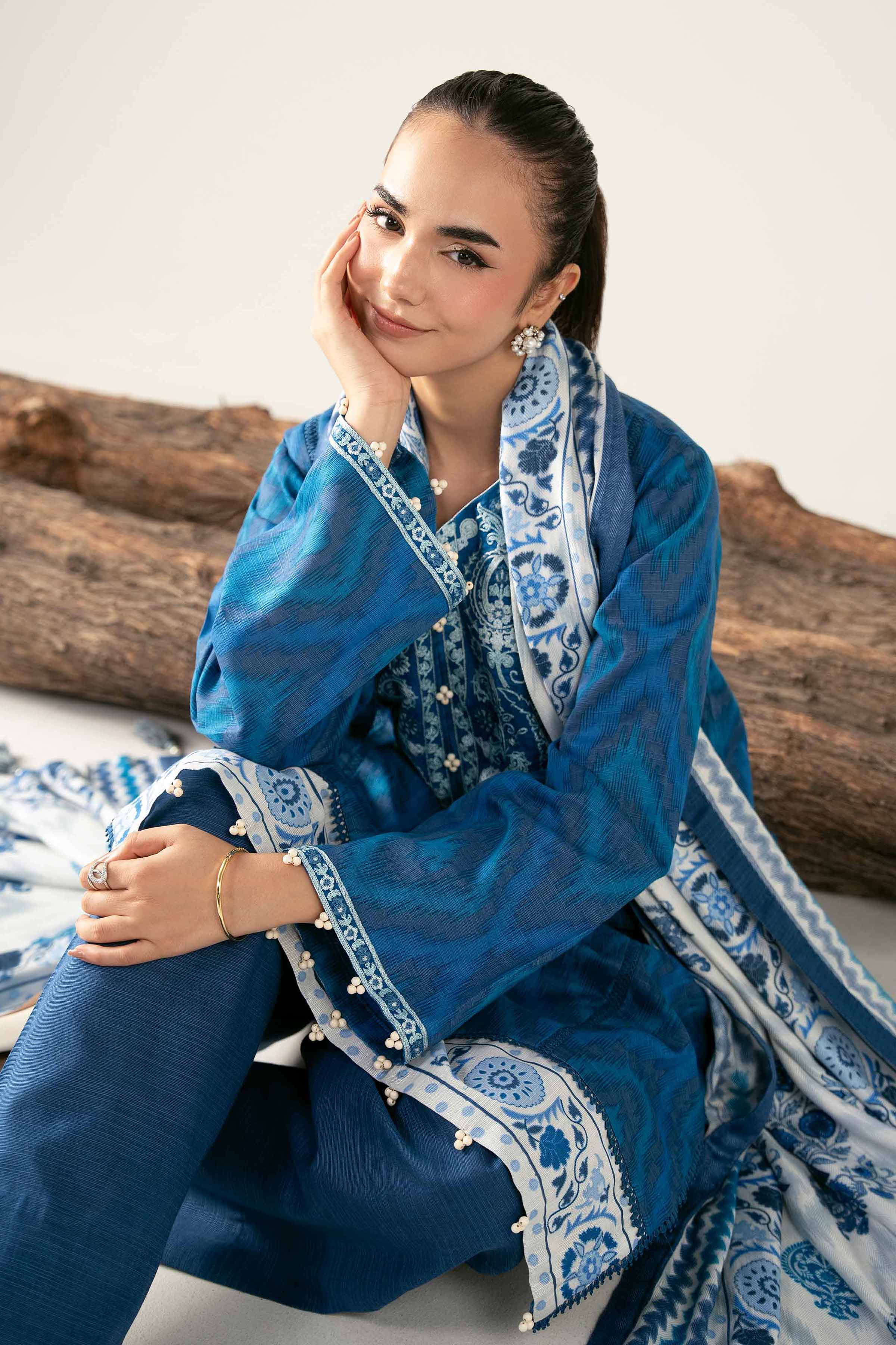 3 Piece - Embroidered Suit - 42503534