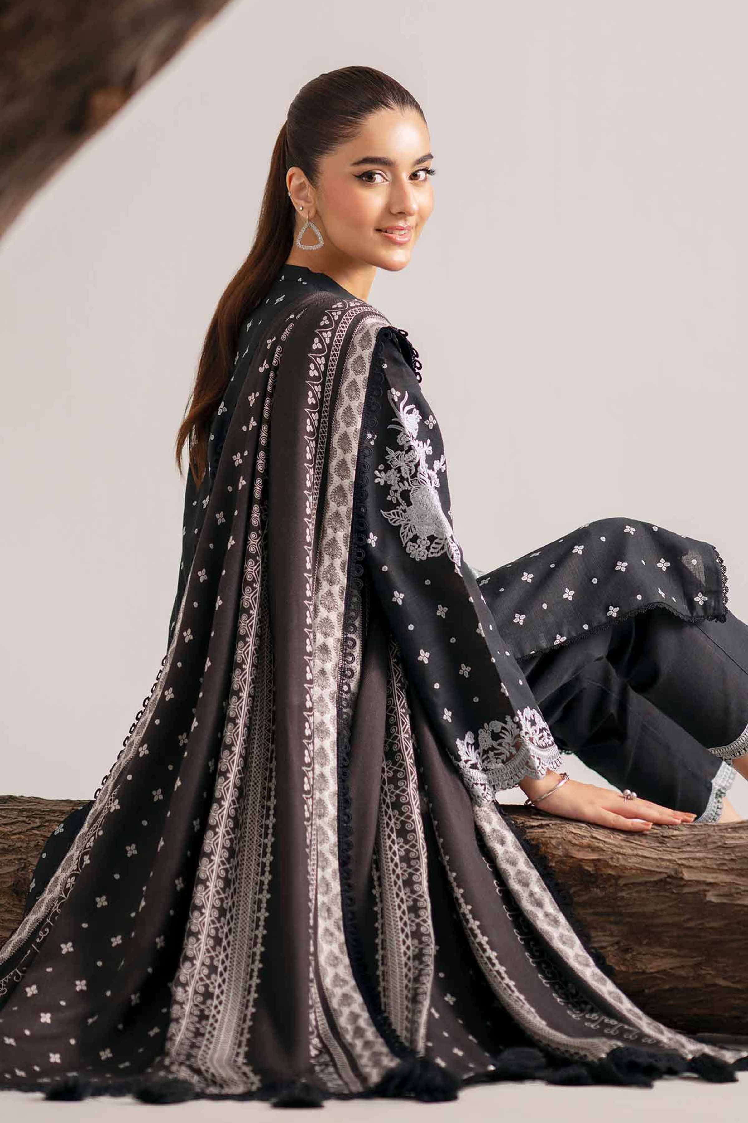 3 Piece - Printed Embroidered Suit - 42503540