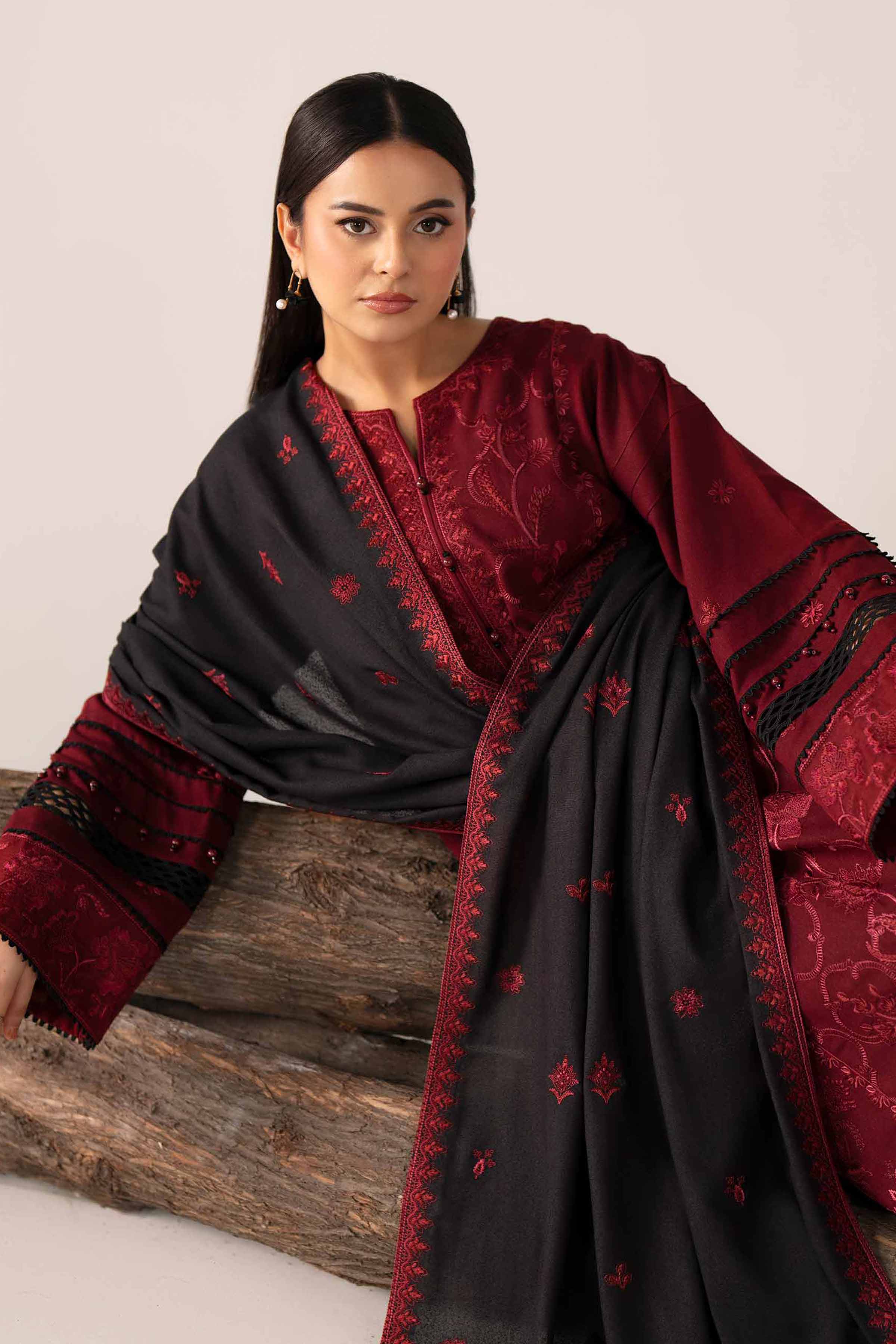 3 Piece - Embroidered Suit - 42503586