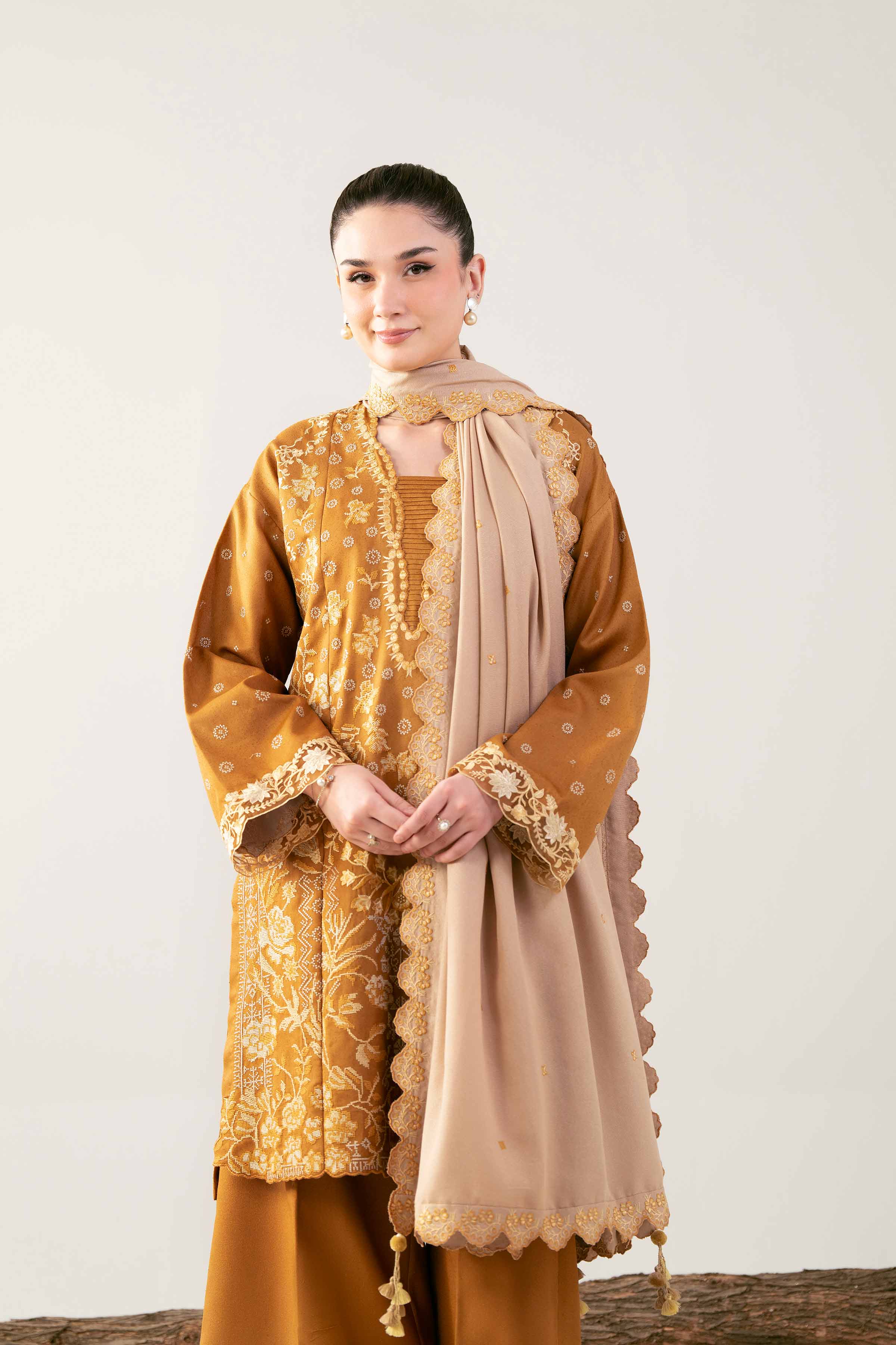 3 Piece - Embroidered Suit - 42503592