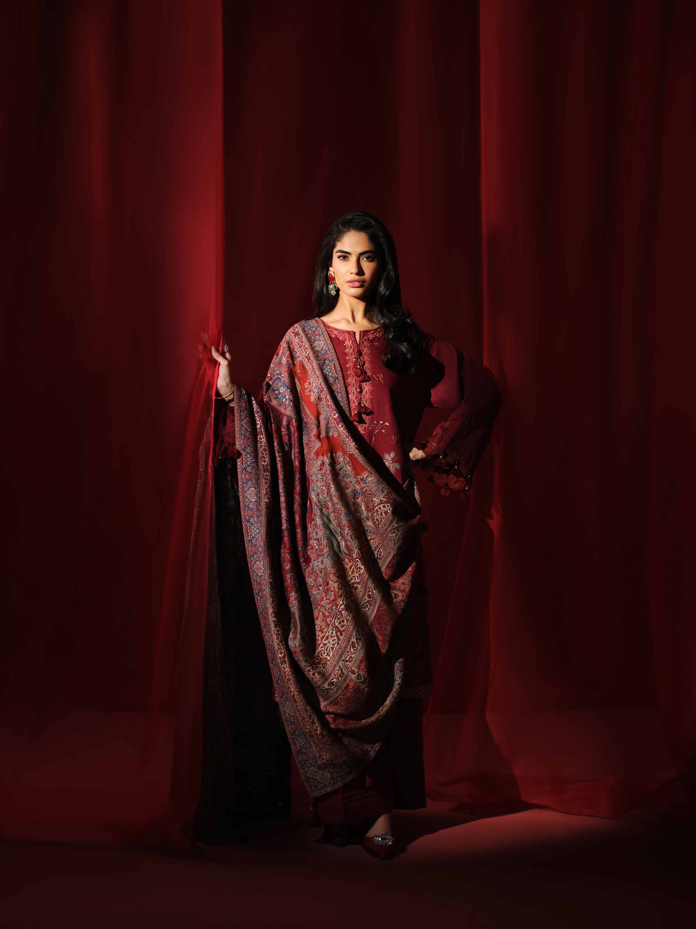 3 Piece - Embroidered Suit - 42503606