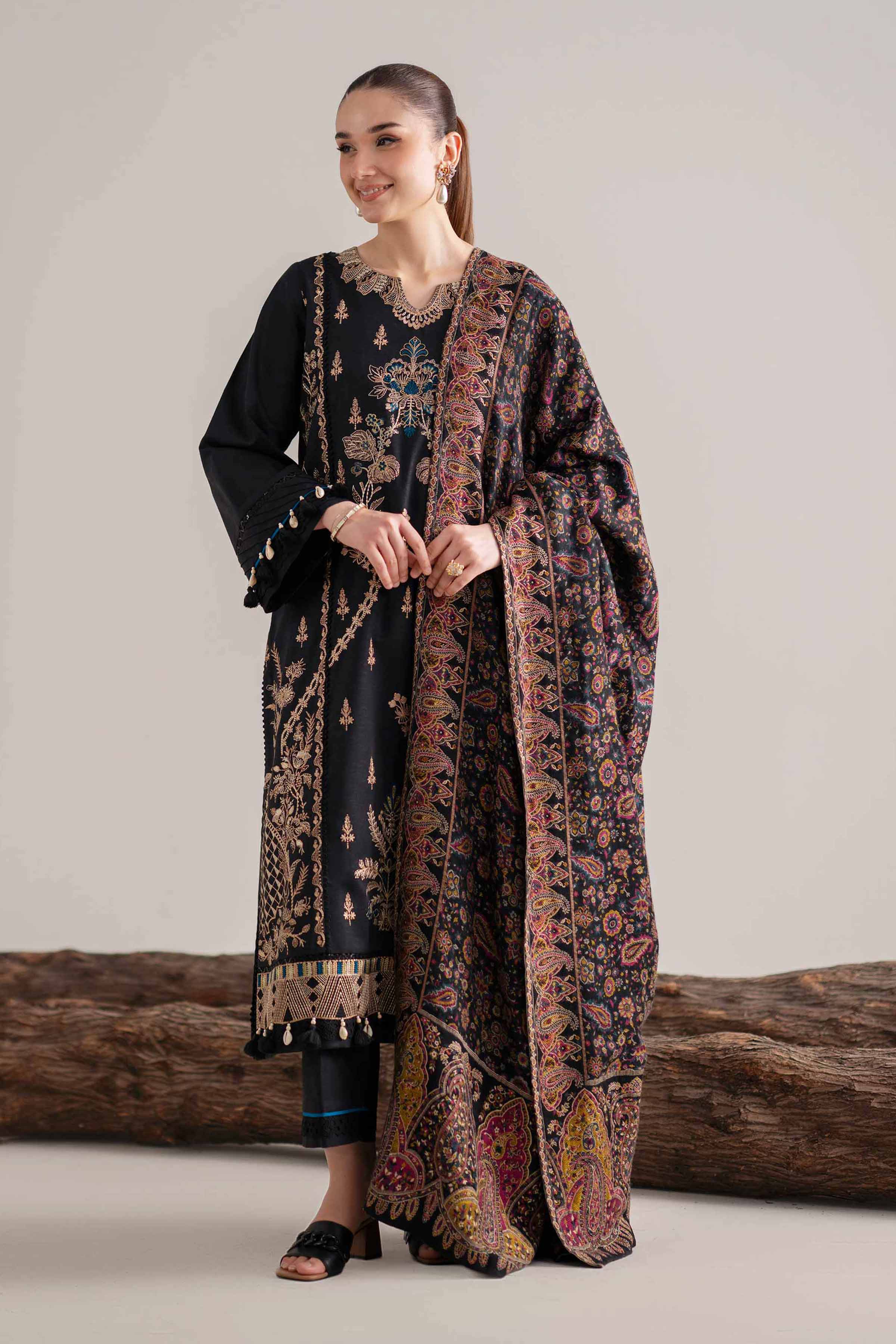 3 Piece - Embroidered Suit - 42503609