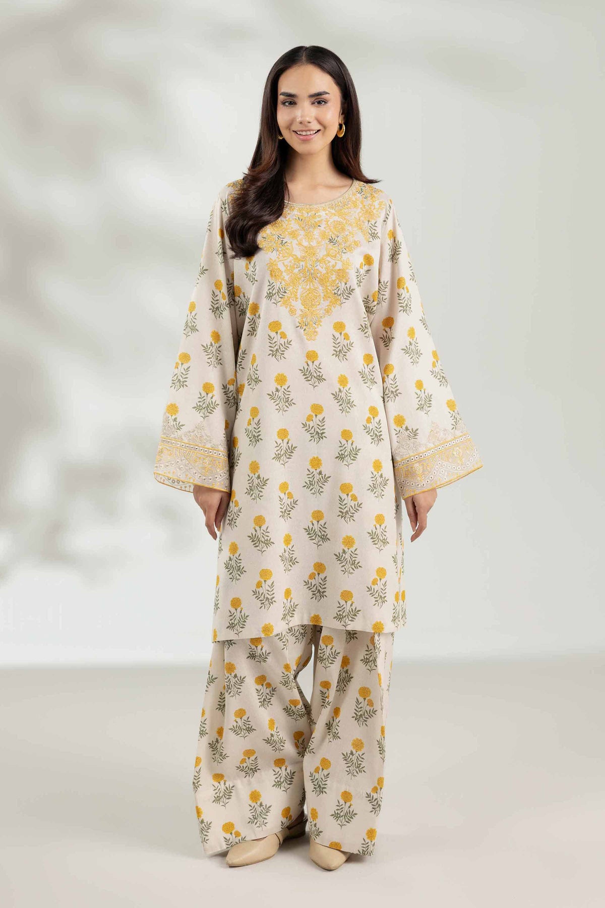 2 Piece - Printed Embroidered Suit  - 42503611