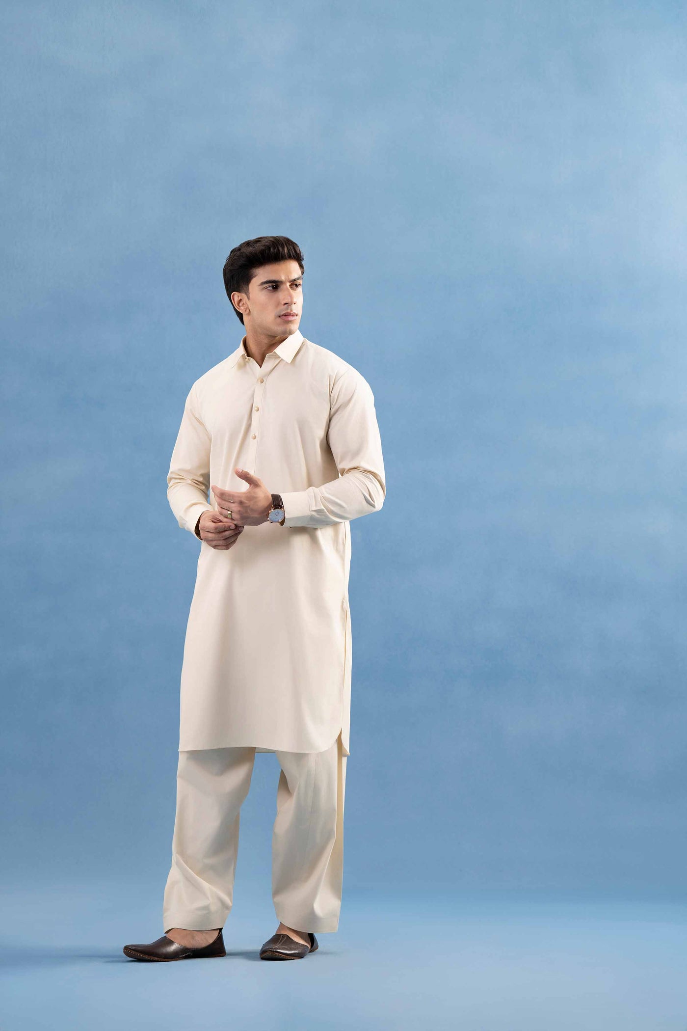 3 Piece Embroidered Lawn Suit