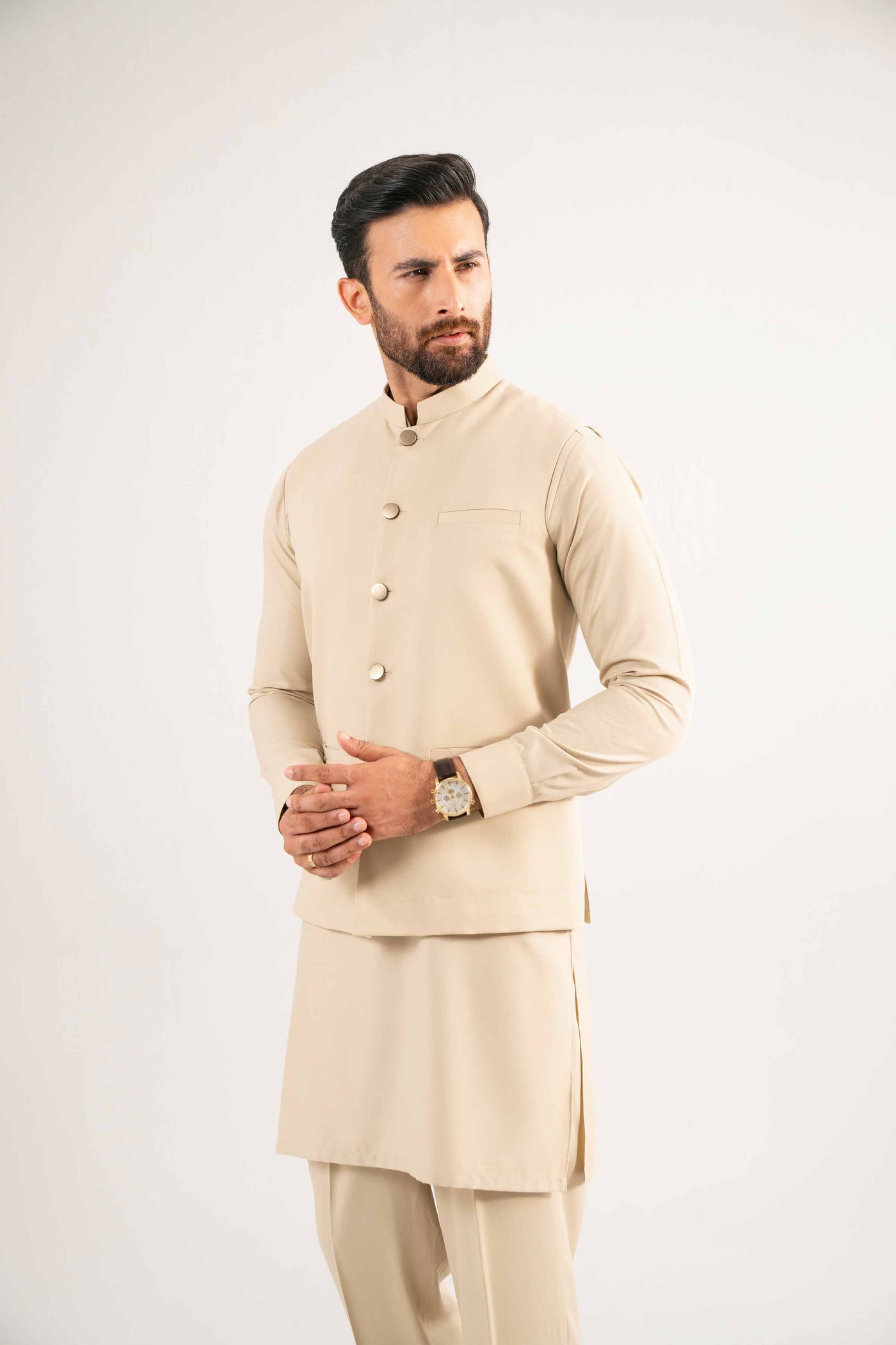 3 Piece Embroidered Lawn Karandi Suit