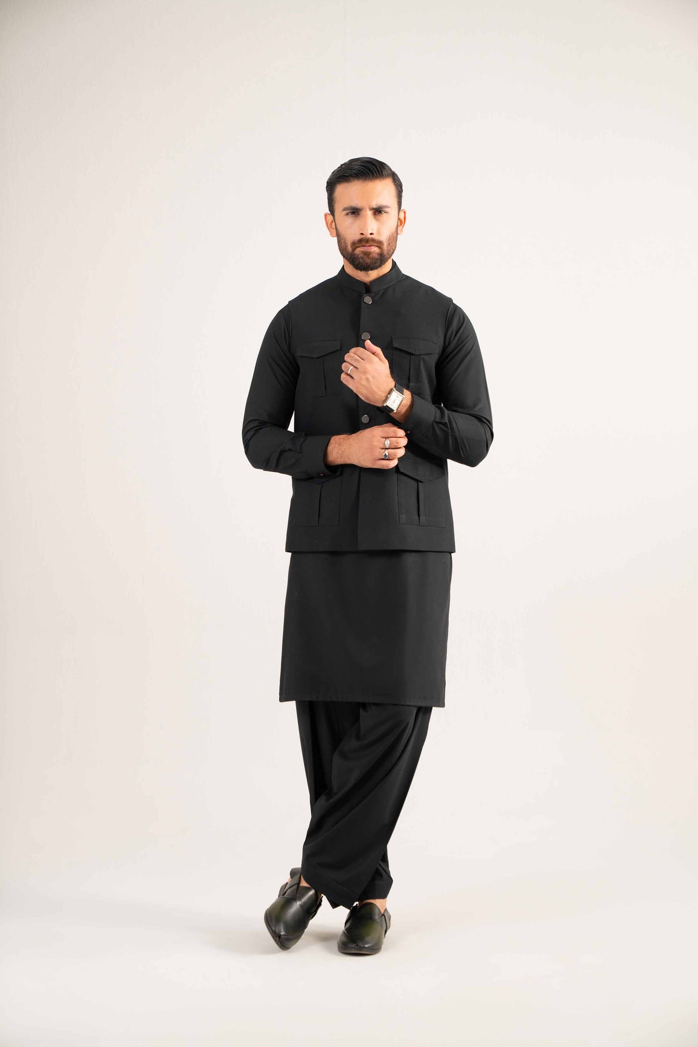 3 Piece Embroidered Lawn Suit