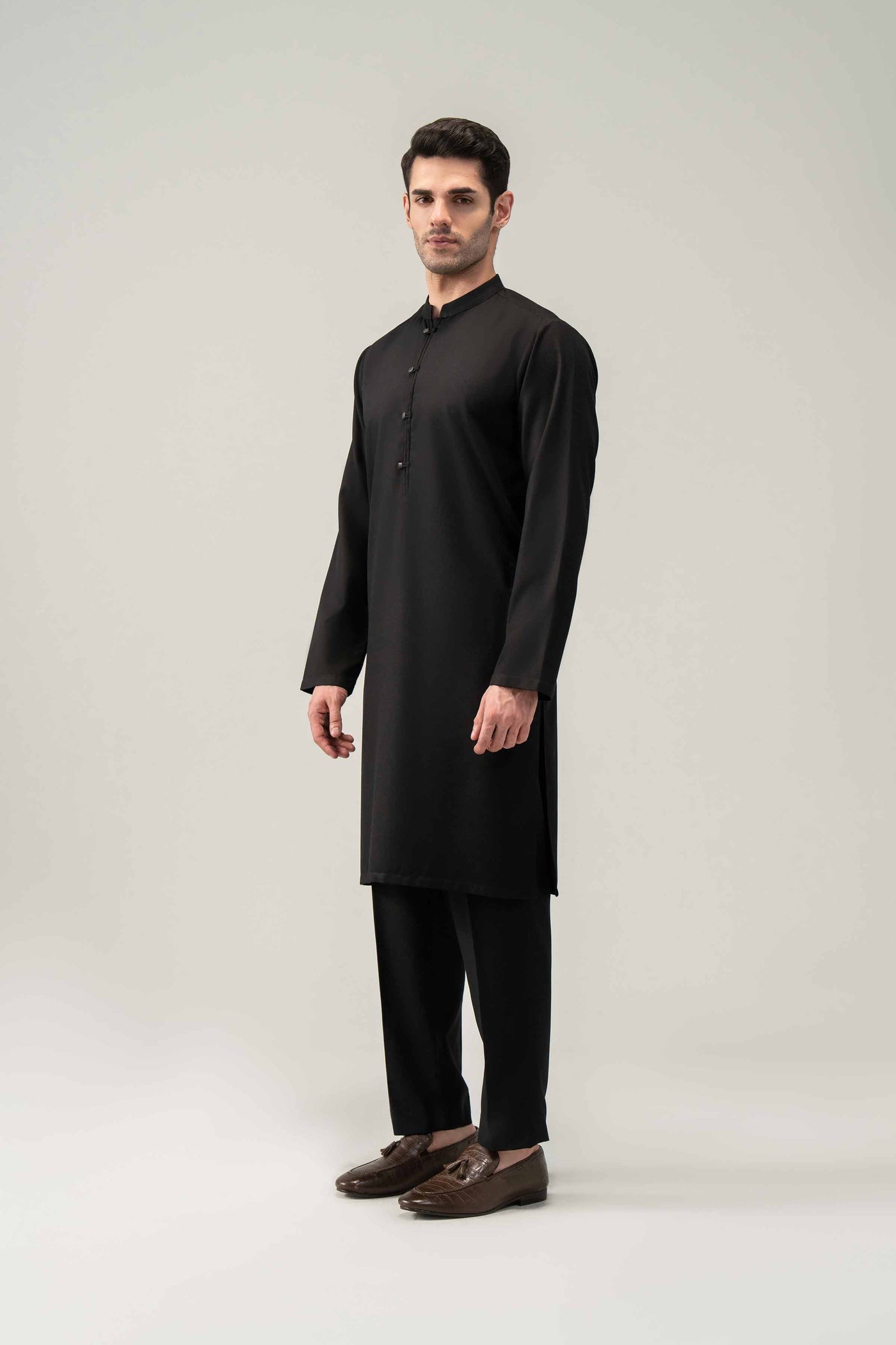 3 Piece Embroidered Lawn Suit