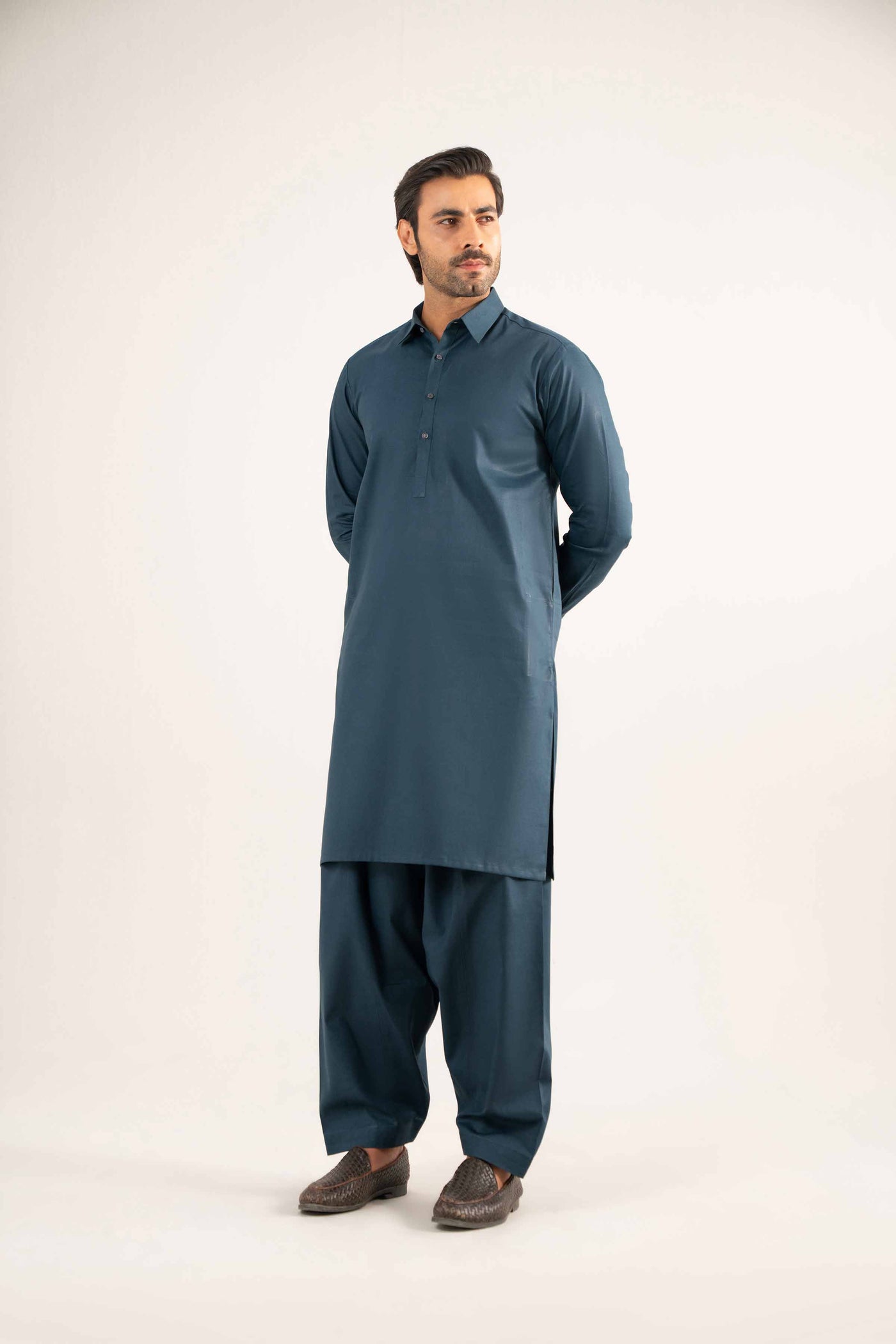3 Piece Embroidered Lawn Suit