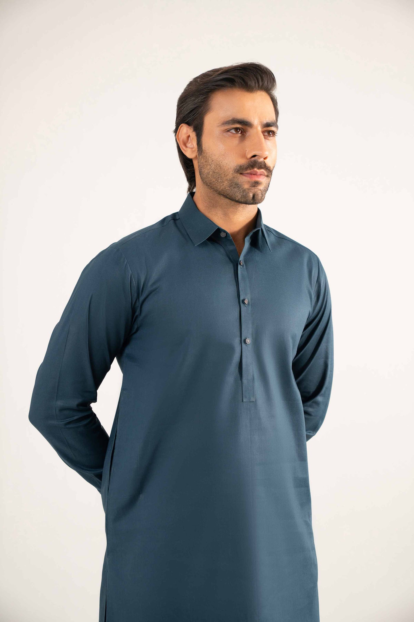 3 Piece Embroidered Lawn Suit