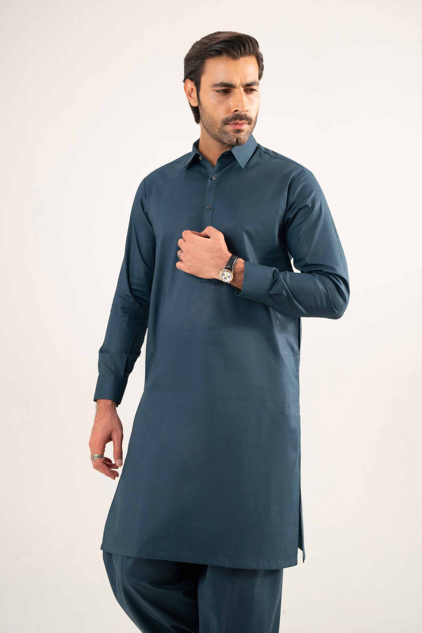 3 Piece Embroidered Lawn Suit