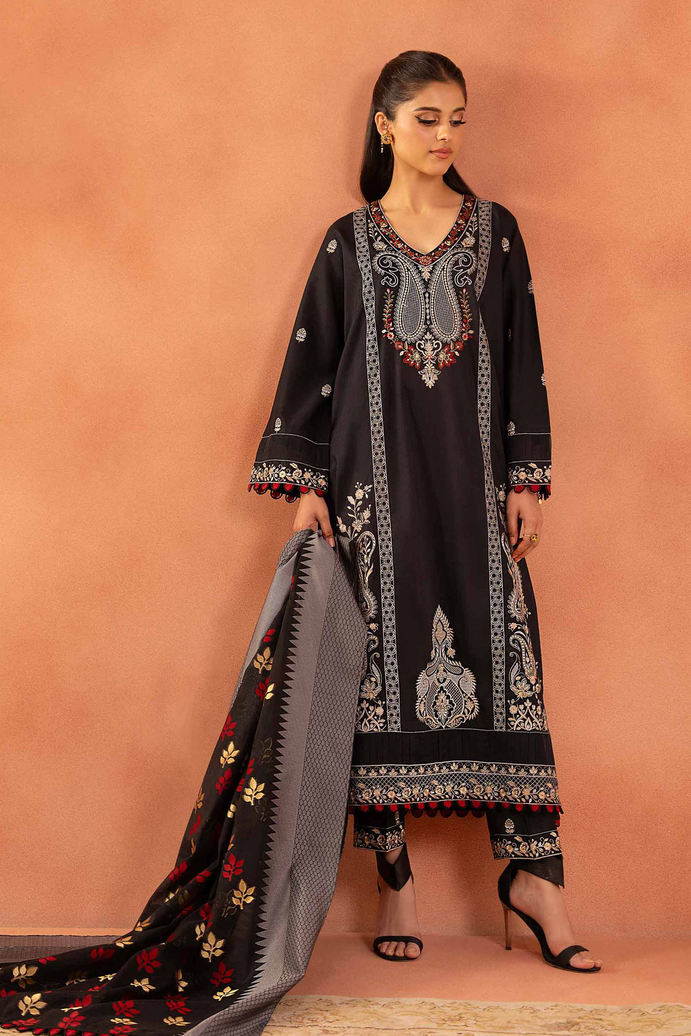 3 Piece - Embroidered Suit - 42519106