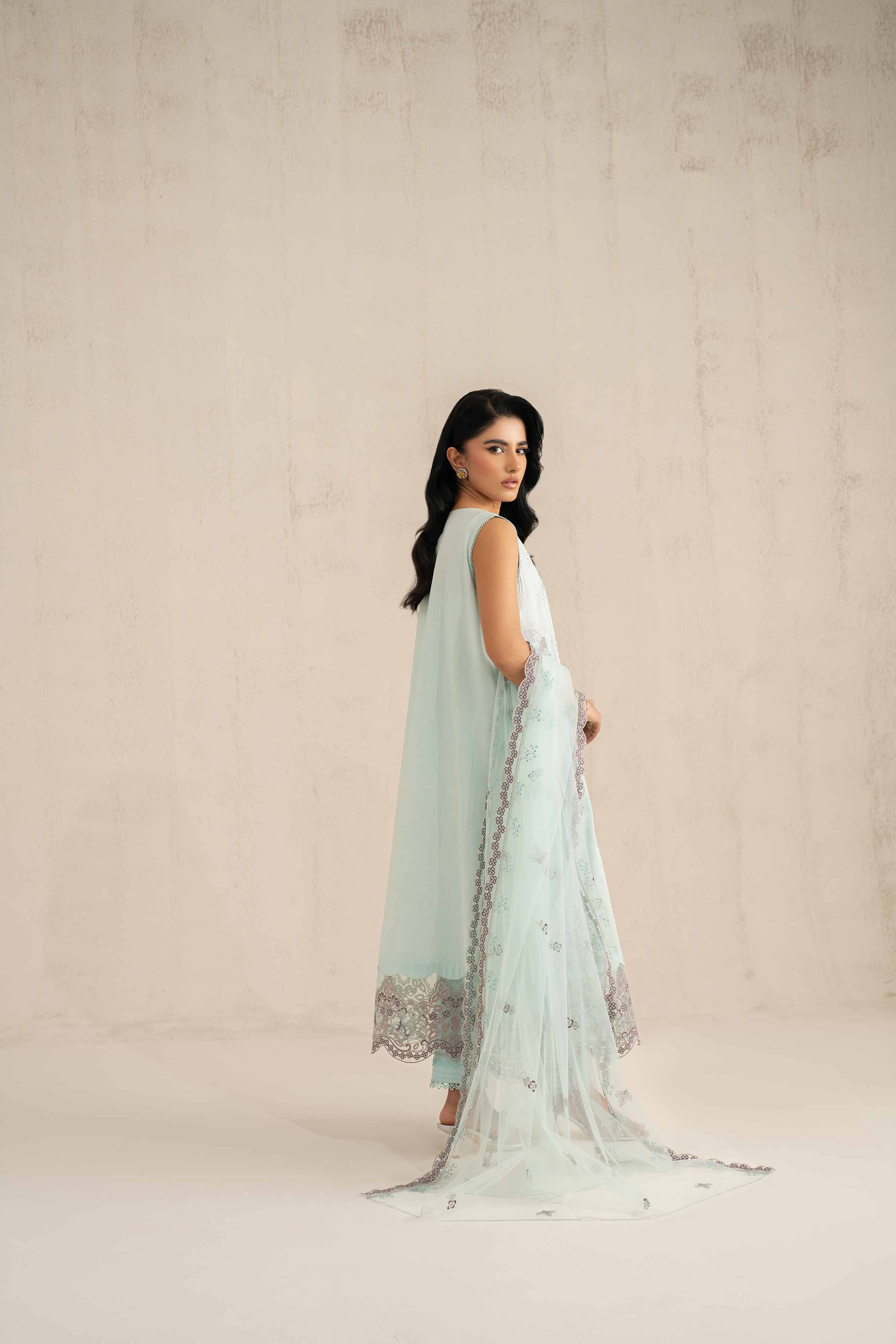 3 Piece - Embroidered Suit - 42519114