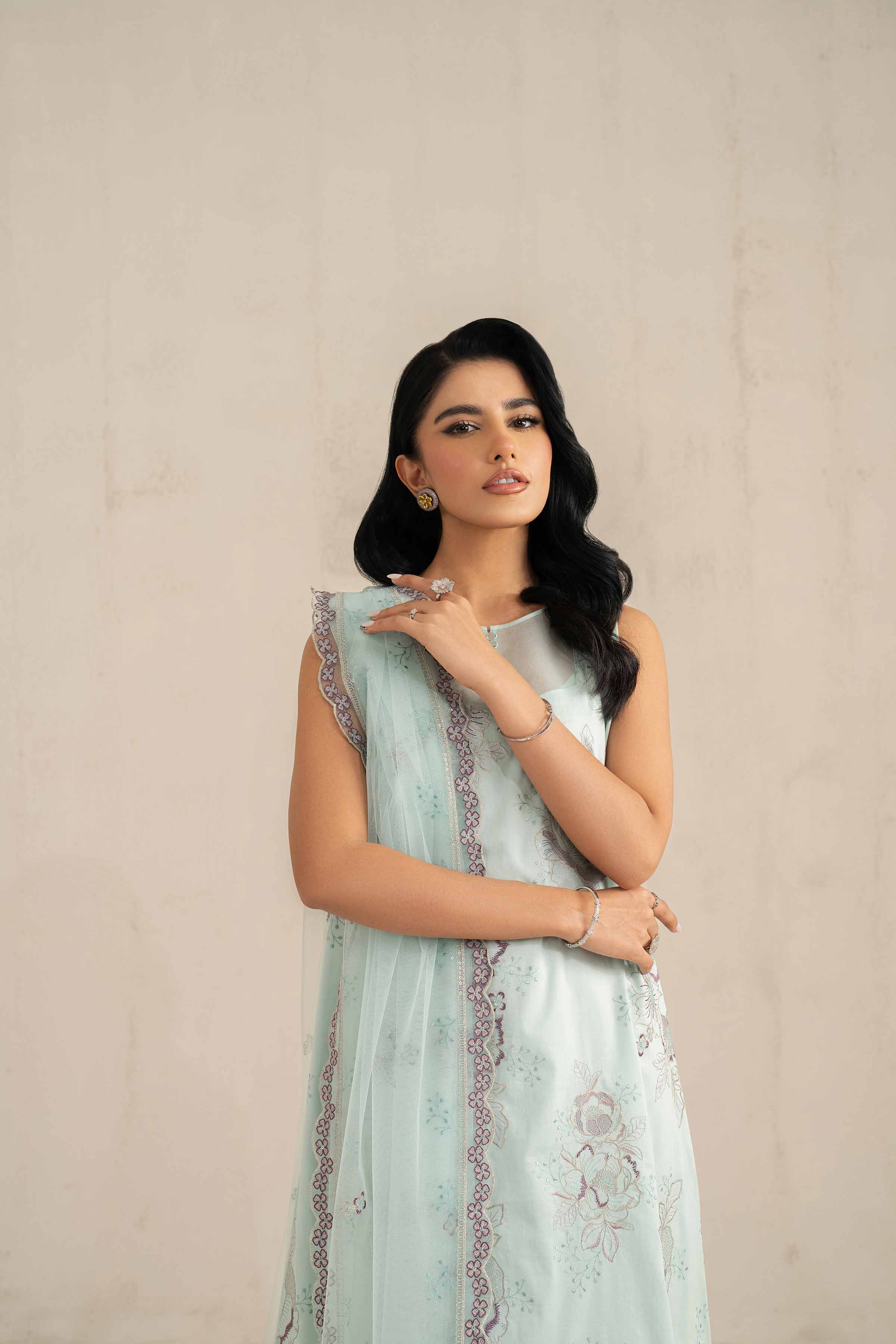 3 Piece - Embroidered Suit - 42519114