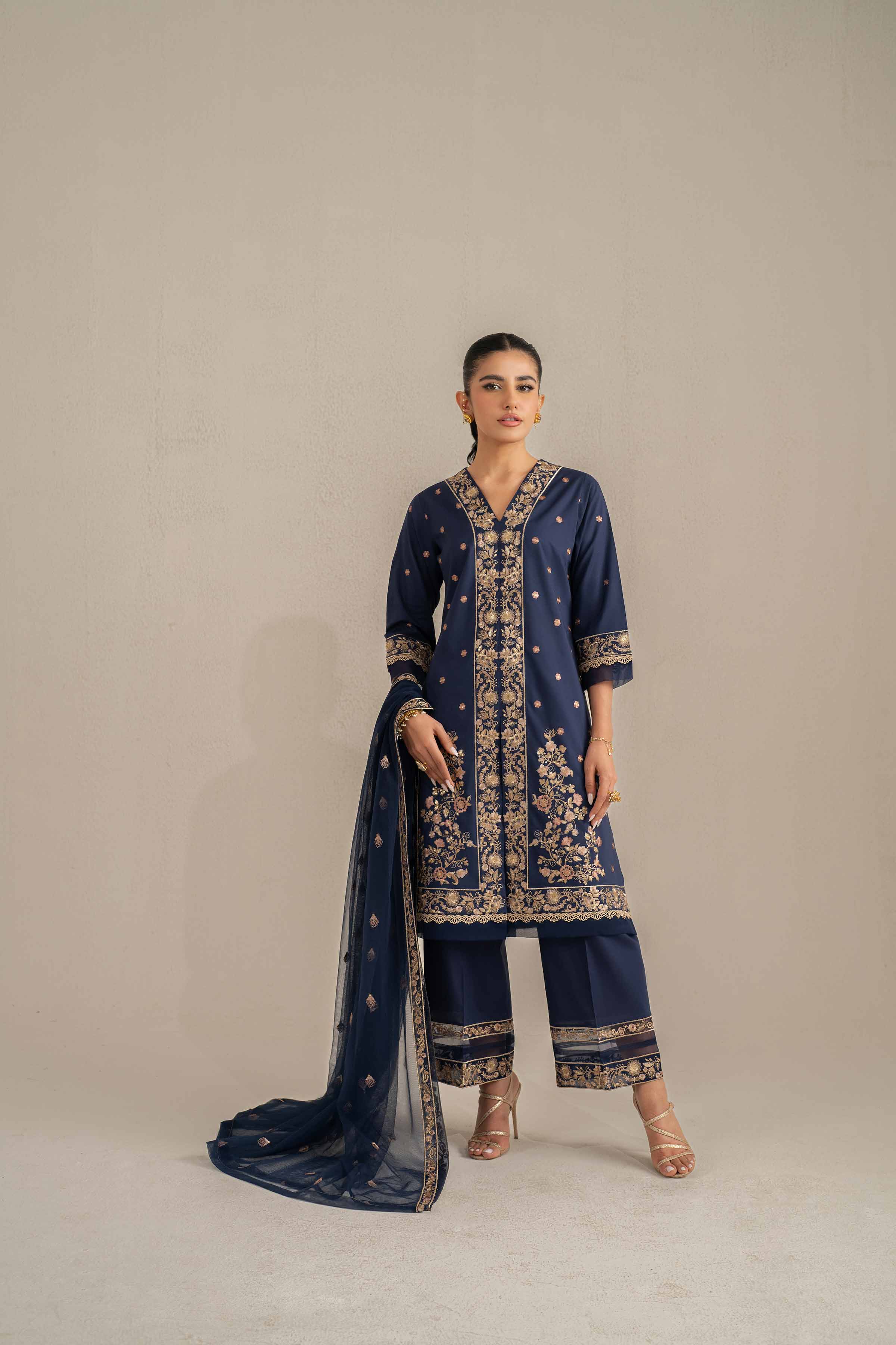 3 Piece - Embroidered Suit - 42519115