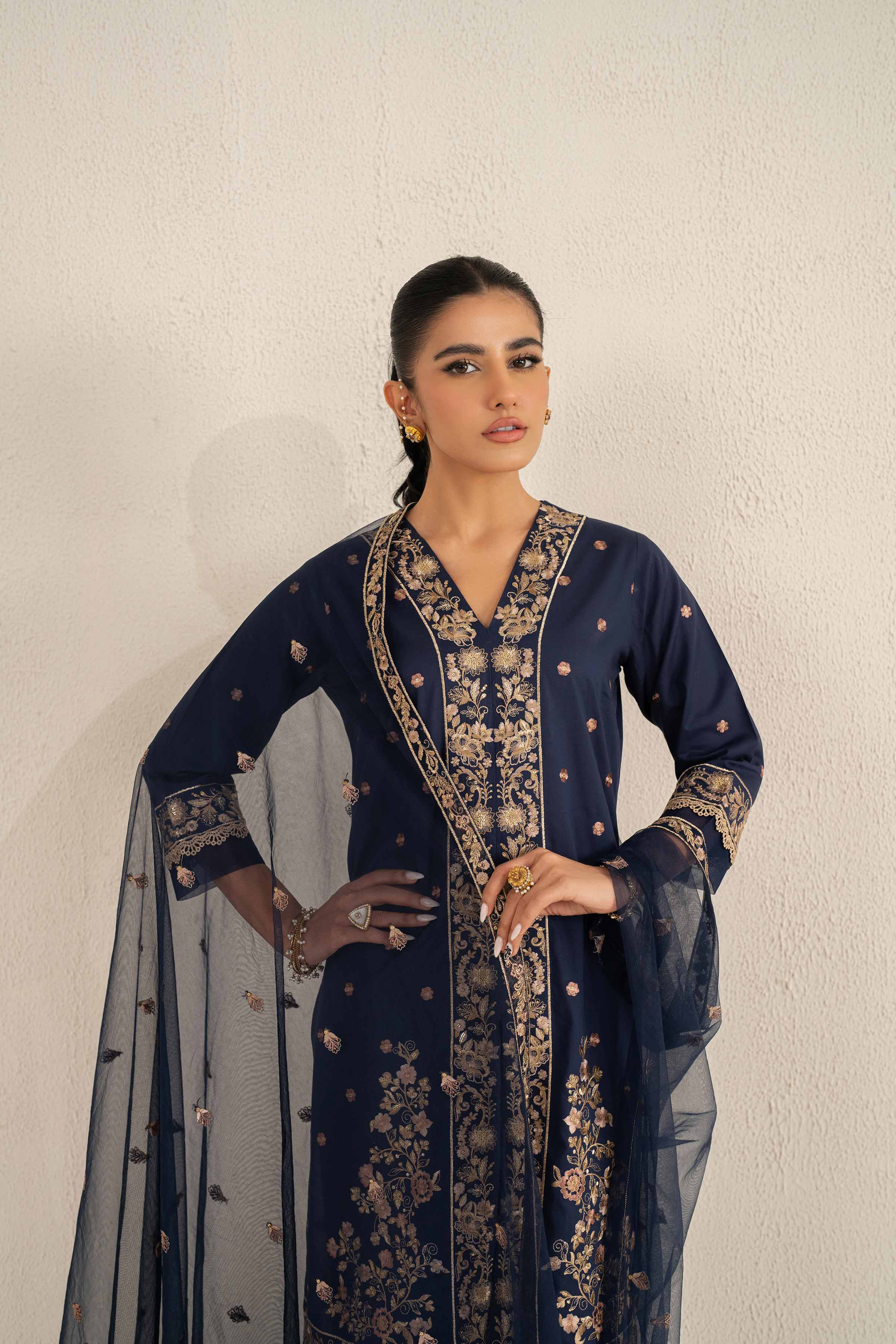 3 Piece - Embroidered Suit - 42519115