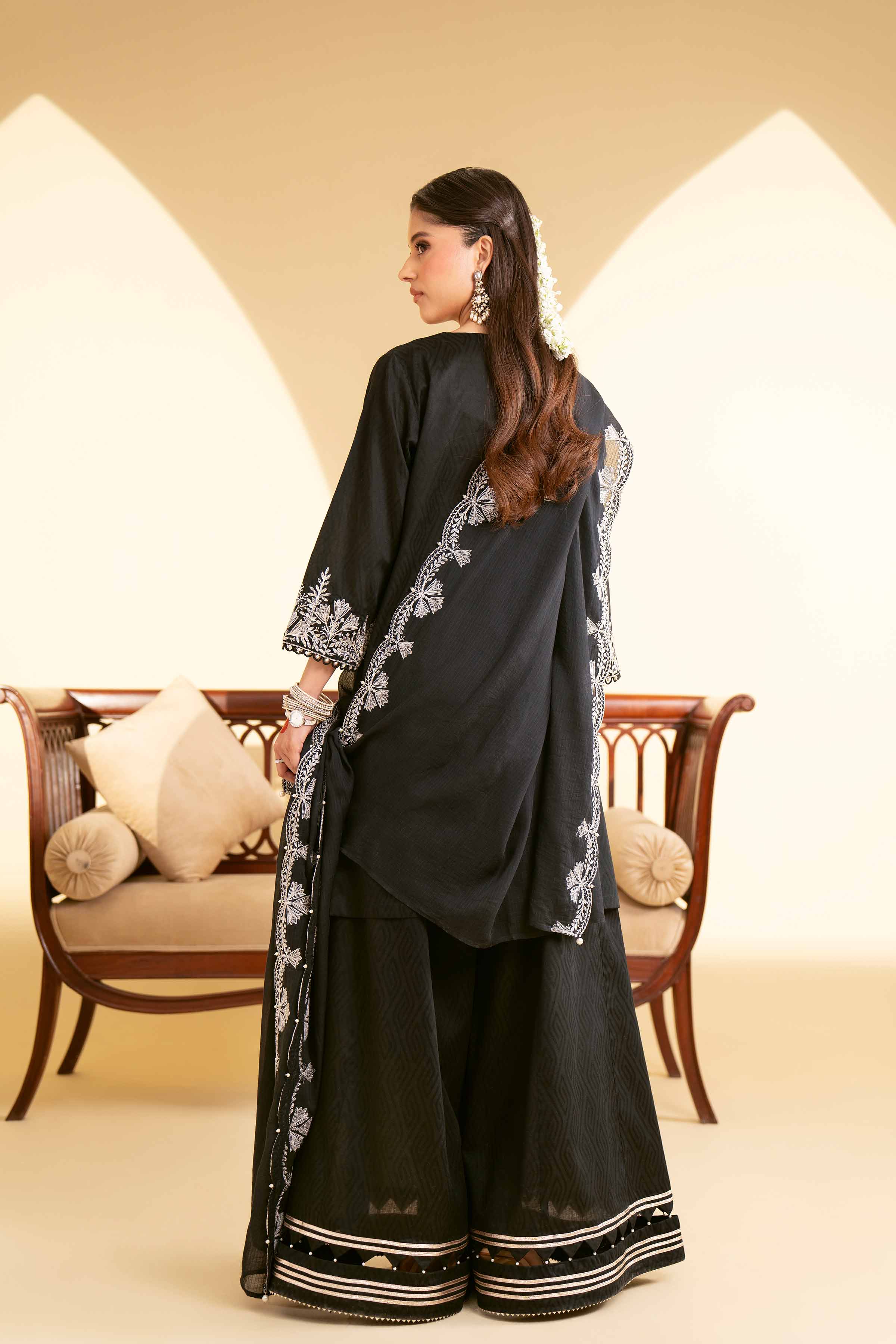 3 Piece - Embroidered Suit - 42519136