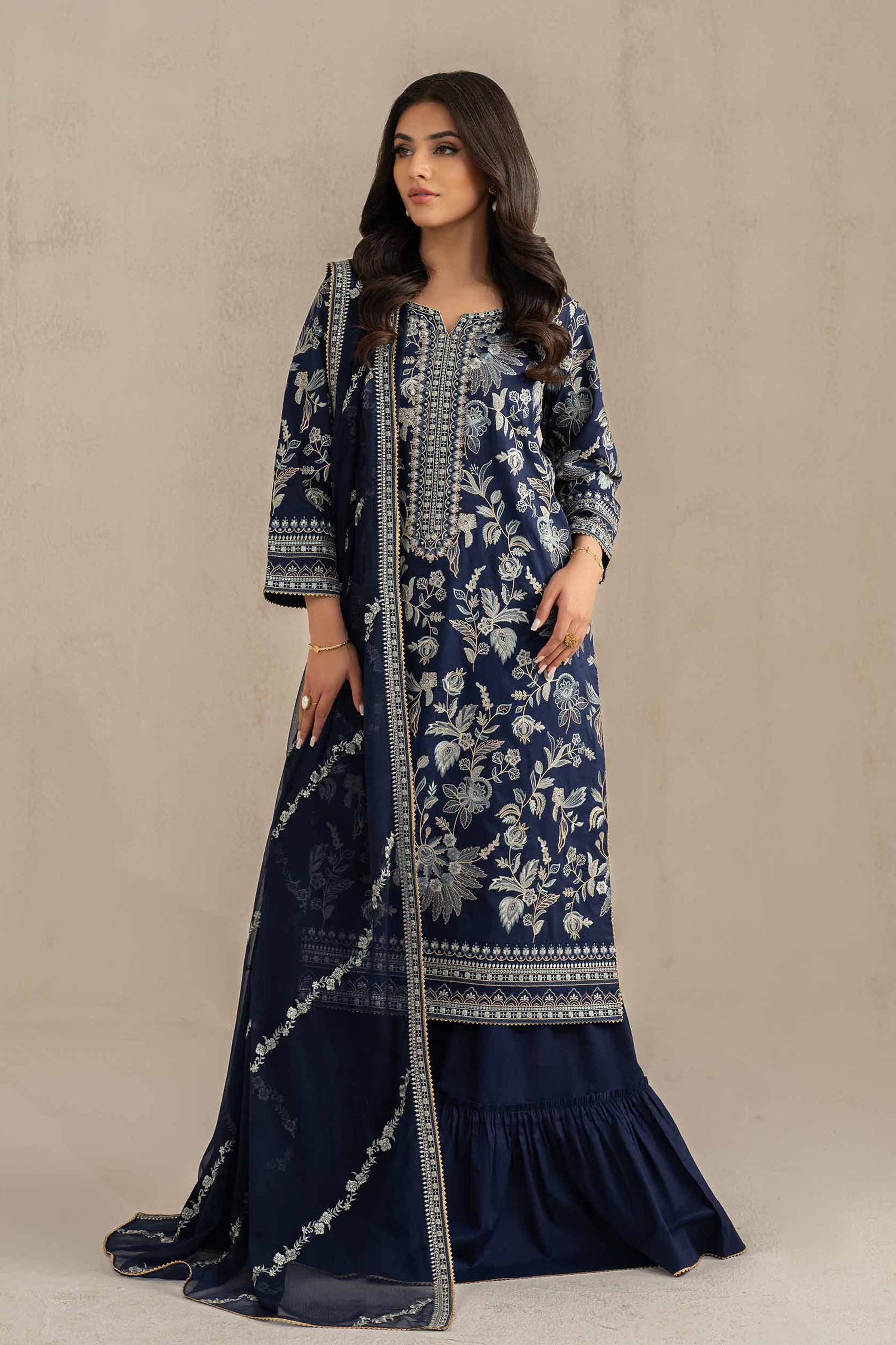 3 Piece - Embroidered Suit - 42519191