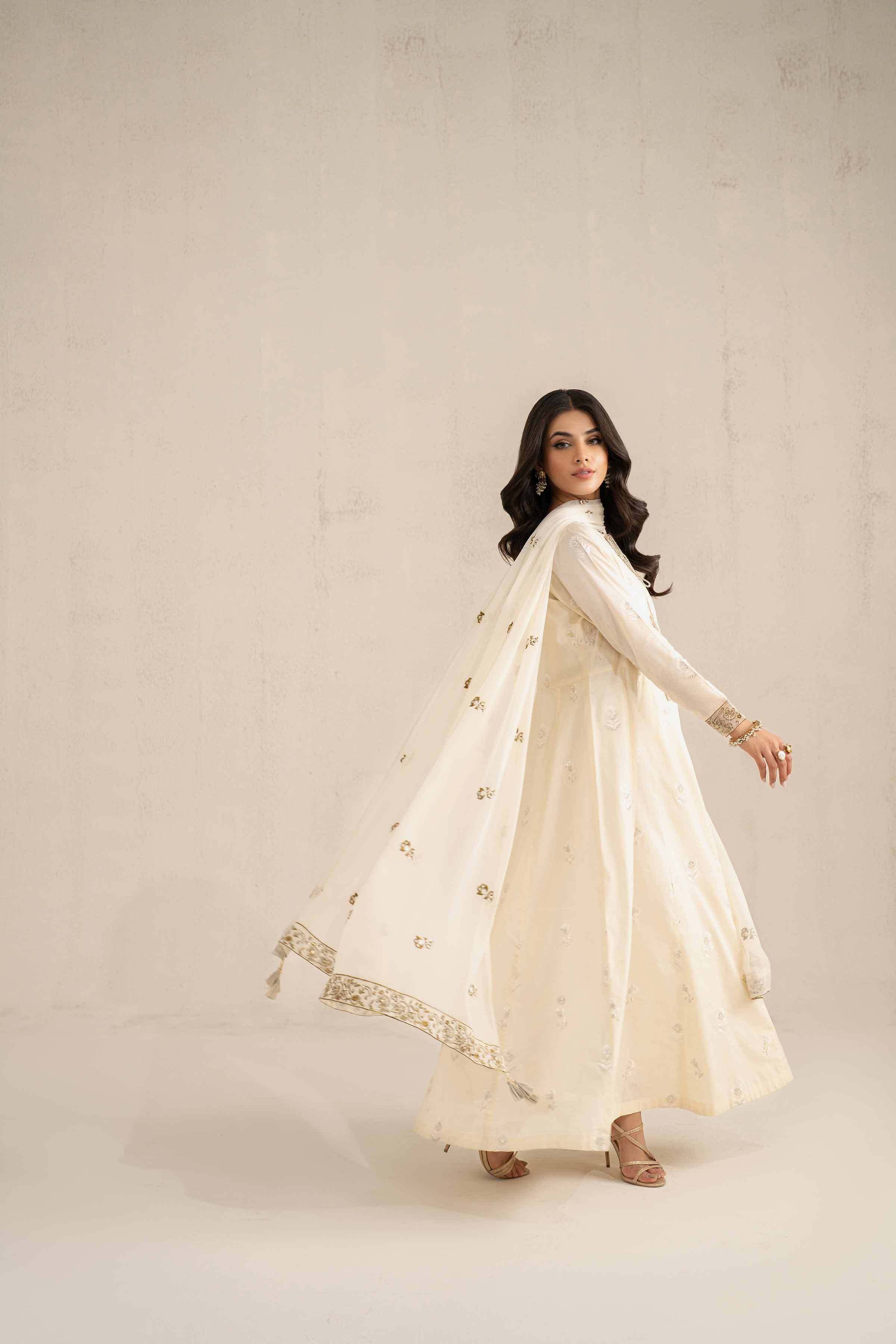 2 Piece - Embroidered Suit - 42519198