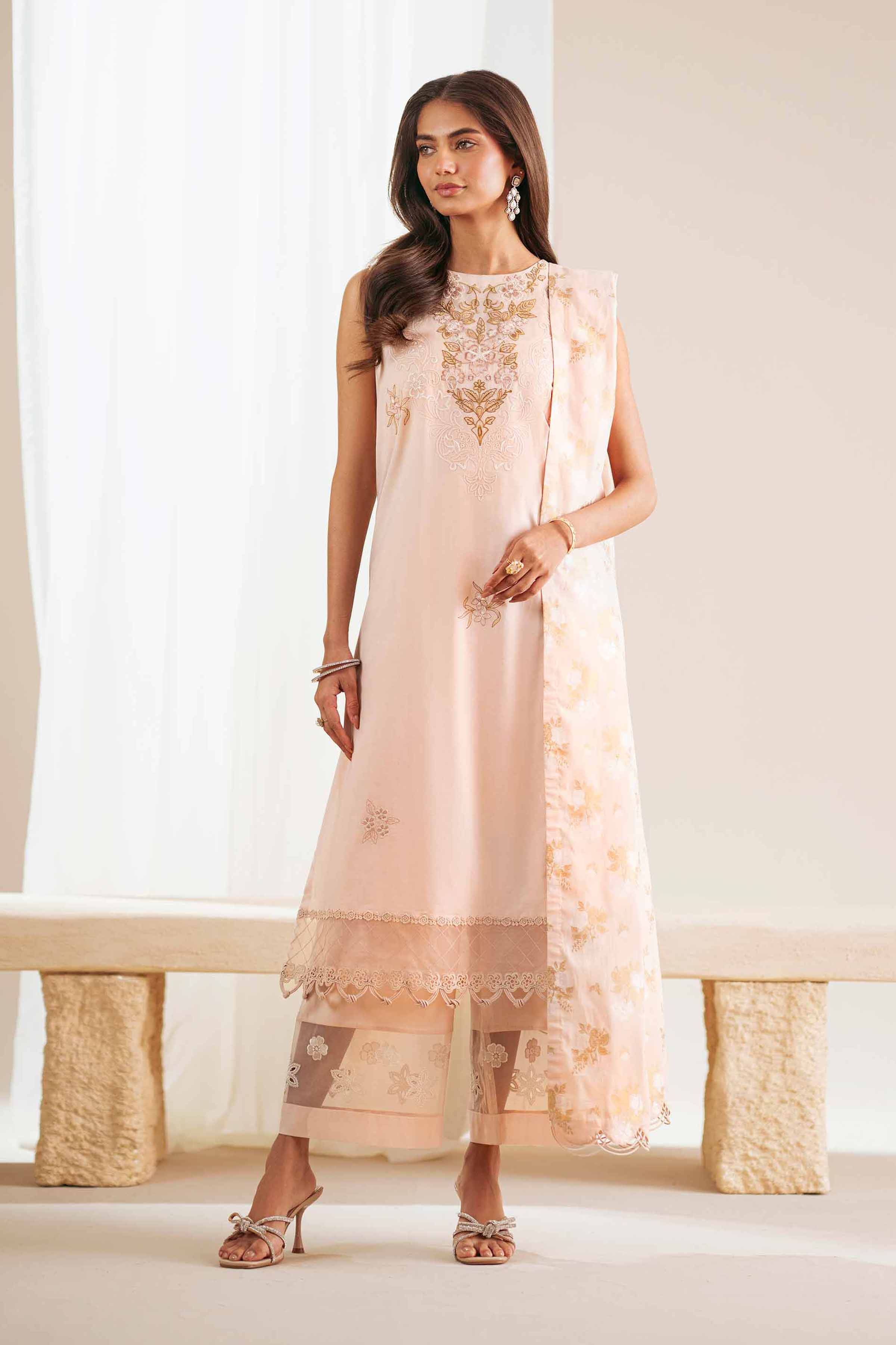 3 Piece - Embroidered Suit - 42519212