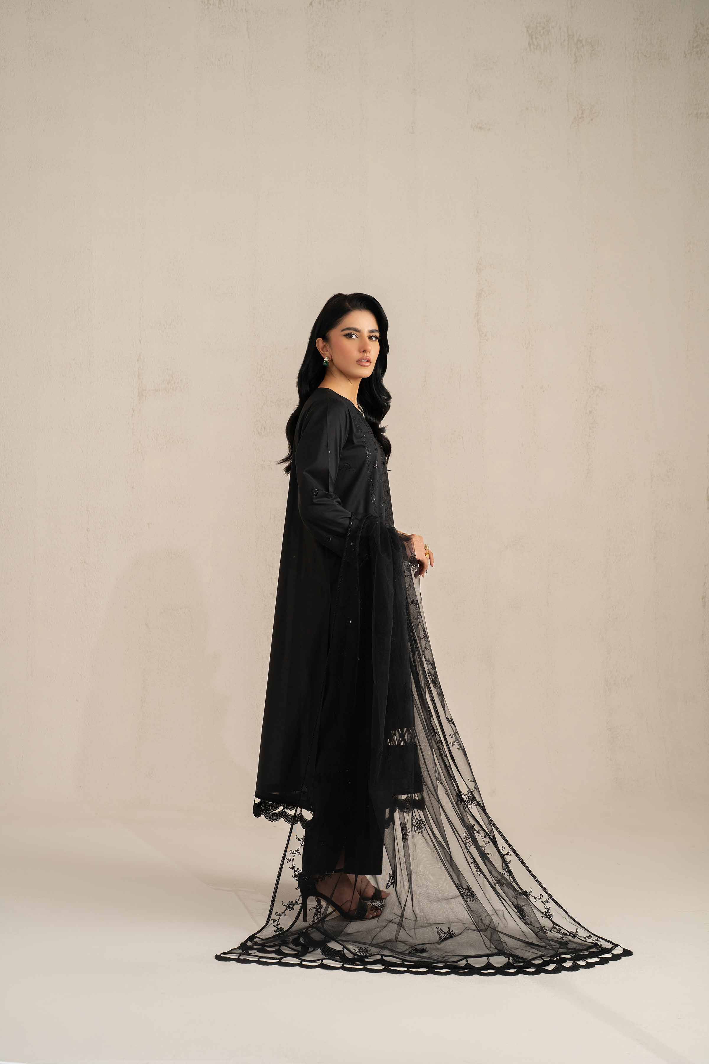 3 Piece - Embroidered Suit - 42519414